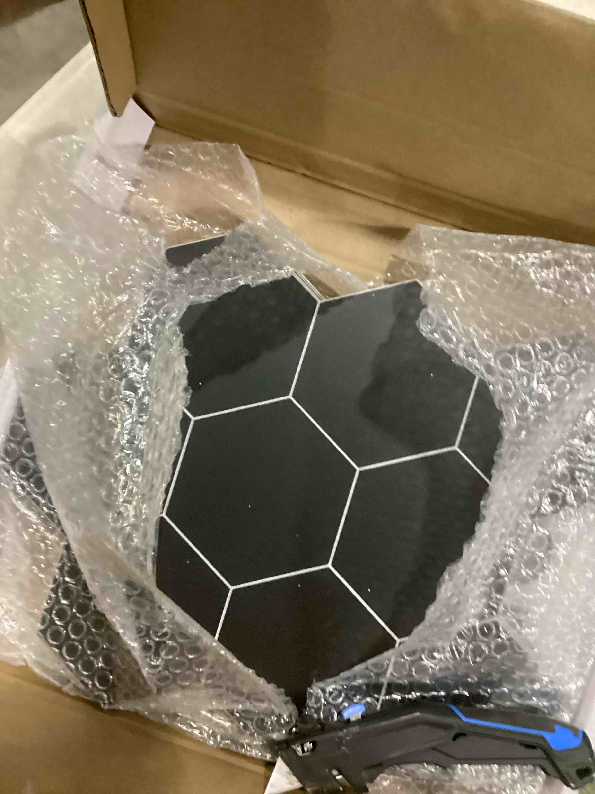 https://s3.amazonaws.com/lotting-images-prod/bidfta/TEA1596470_1742406801341.jpeg