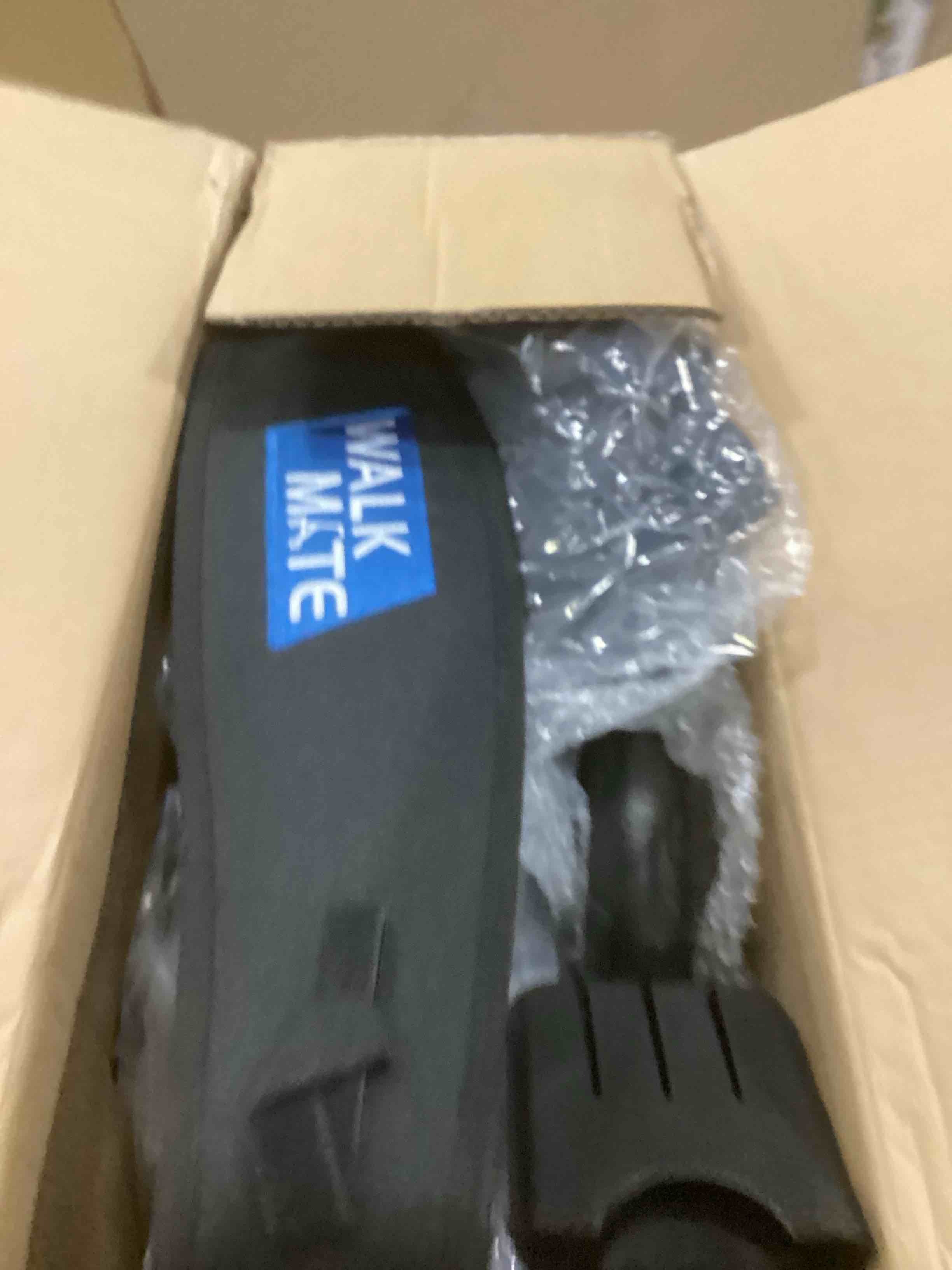 https://s3.amazonaws.com/lotting-images-prod/bidfta/TEA1596756_1742922898296.jpeg