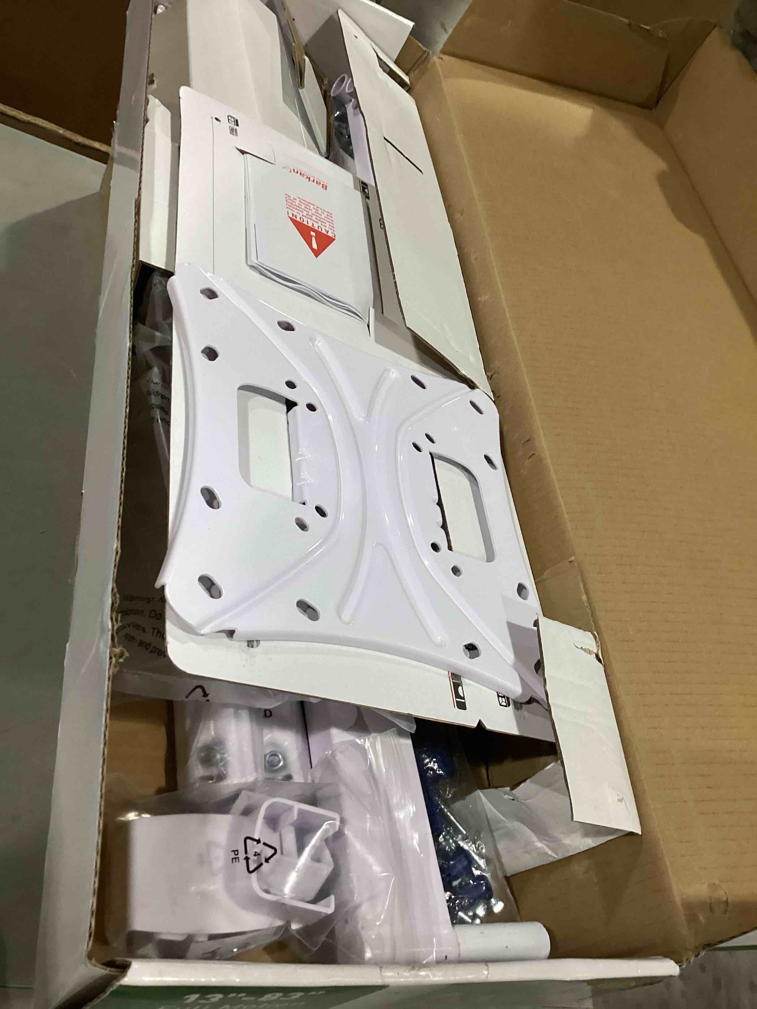 https://s3.amazonaws.com/lotting-images-prod/bidfta/TEA1597297_1740756874646.jpeg