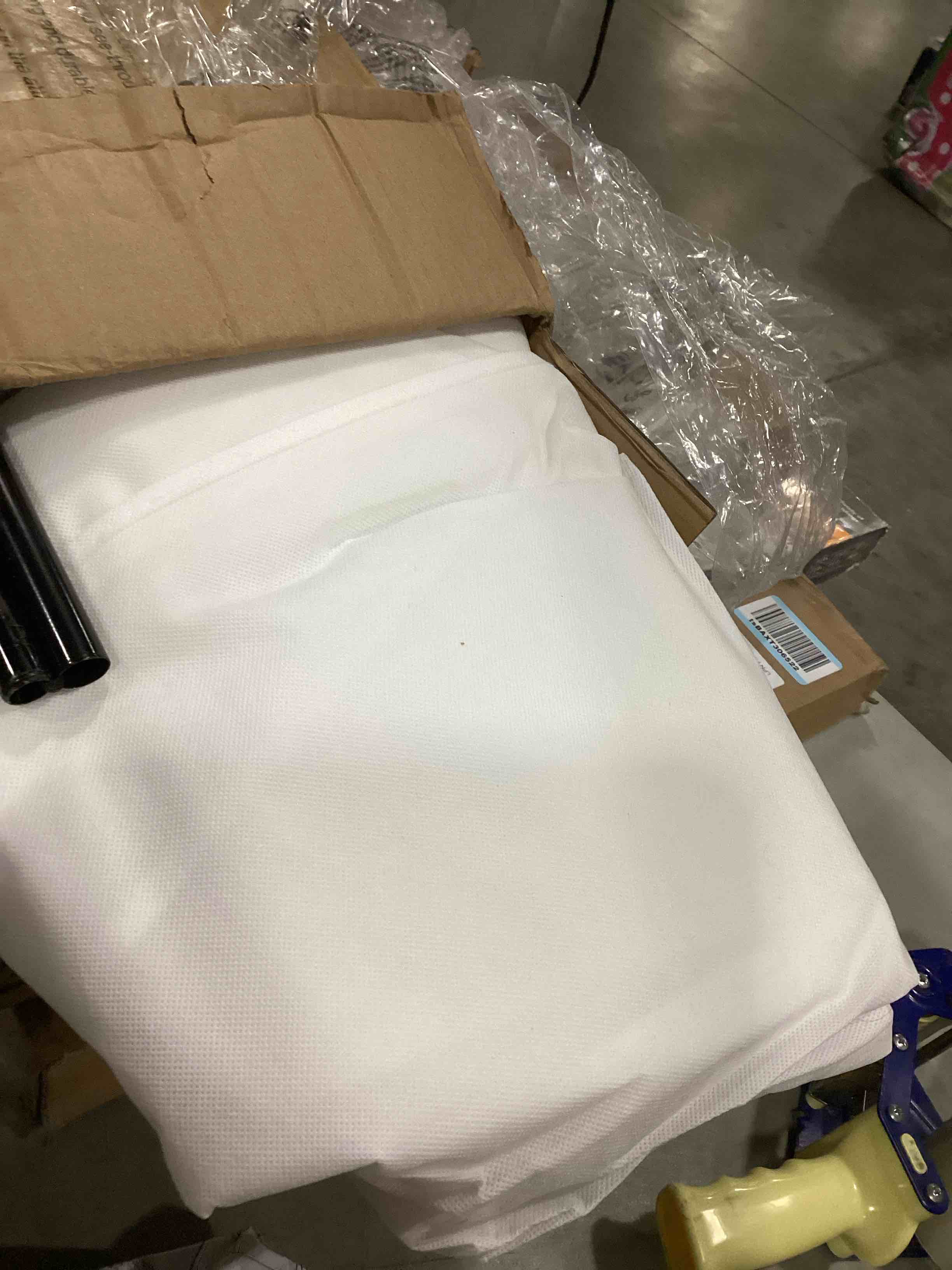 https://s3.amazonaws.com/lotting-images-prod/bidfta/TEA1597693_1741111689053.jpeg