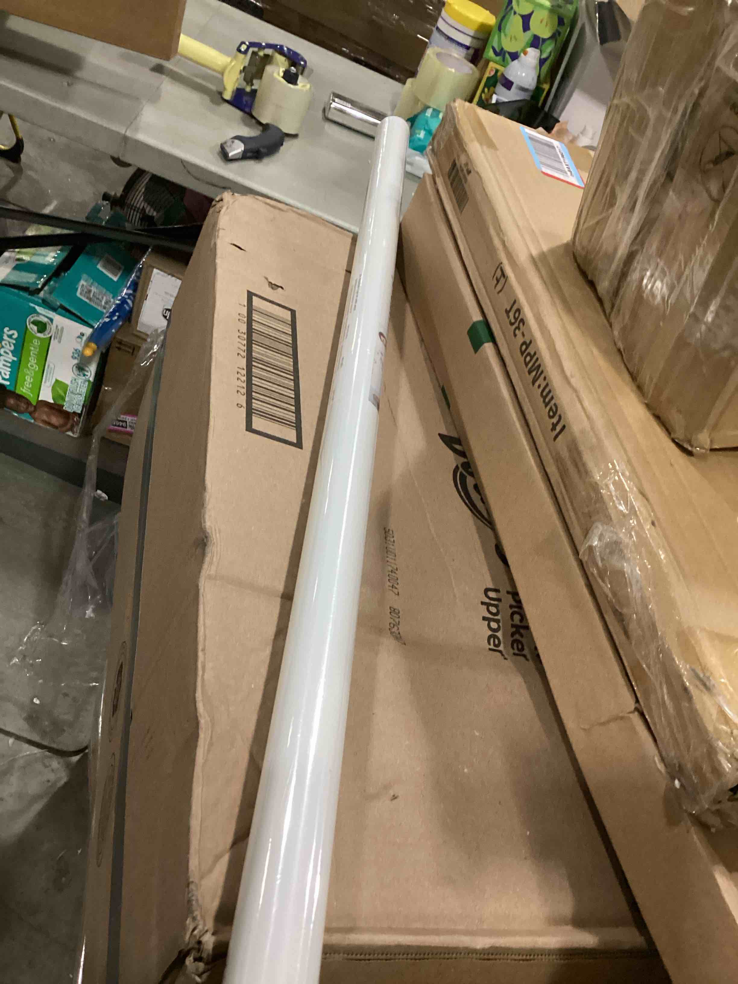 https://s3.amazonaws.com/lotting-images-prod/bidfta/TEA1597754_1741177678135.jpeg