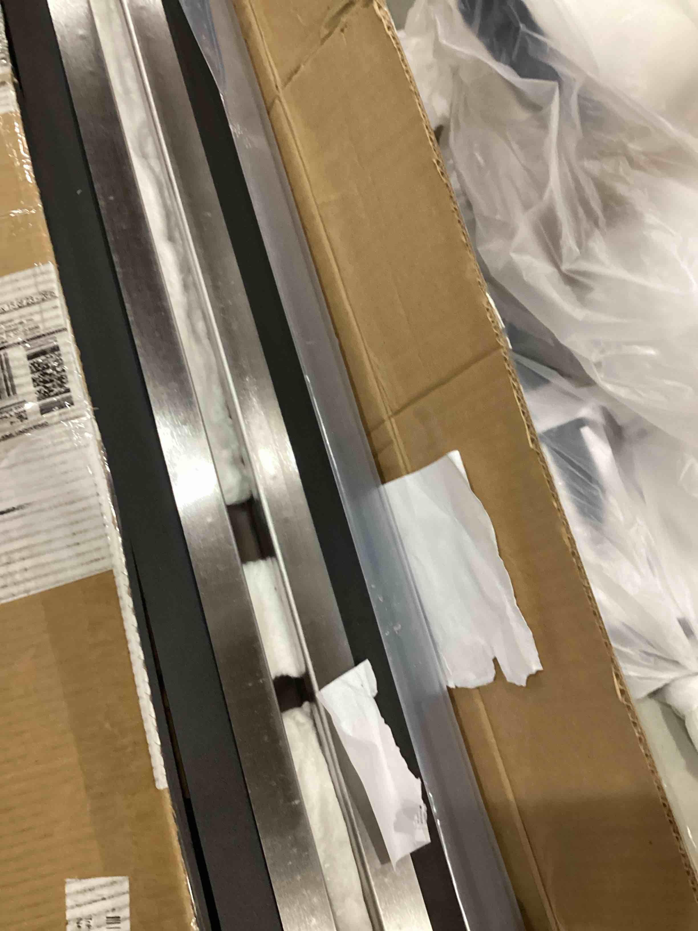 https://s3.amazonaws.com/lotting-images-prod/bidfta/TEA1597895_1741199402173.jpeg