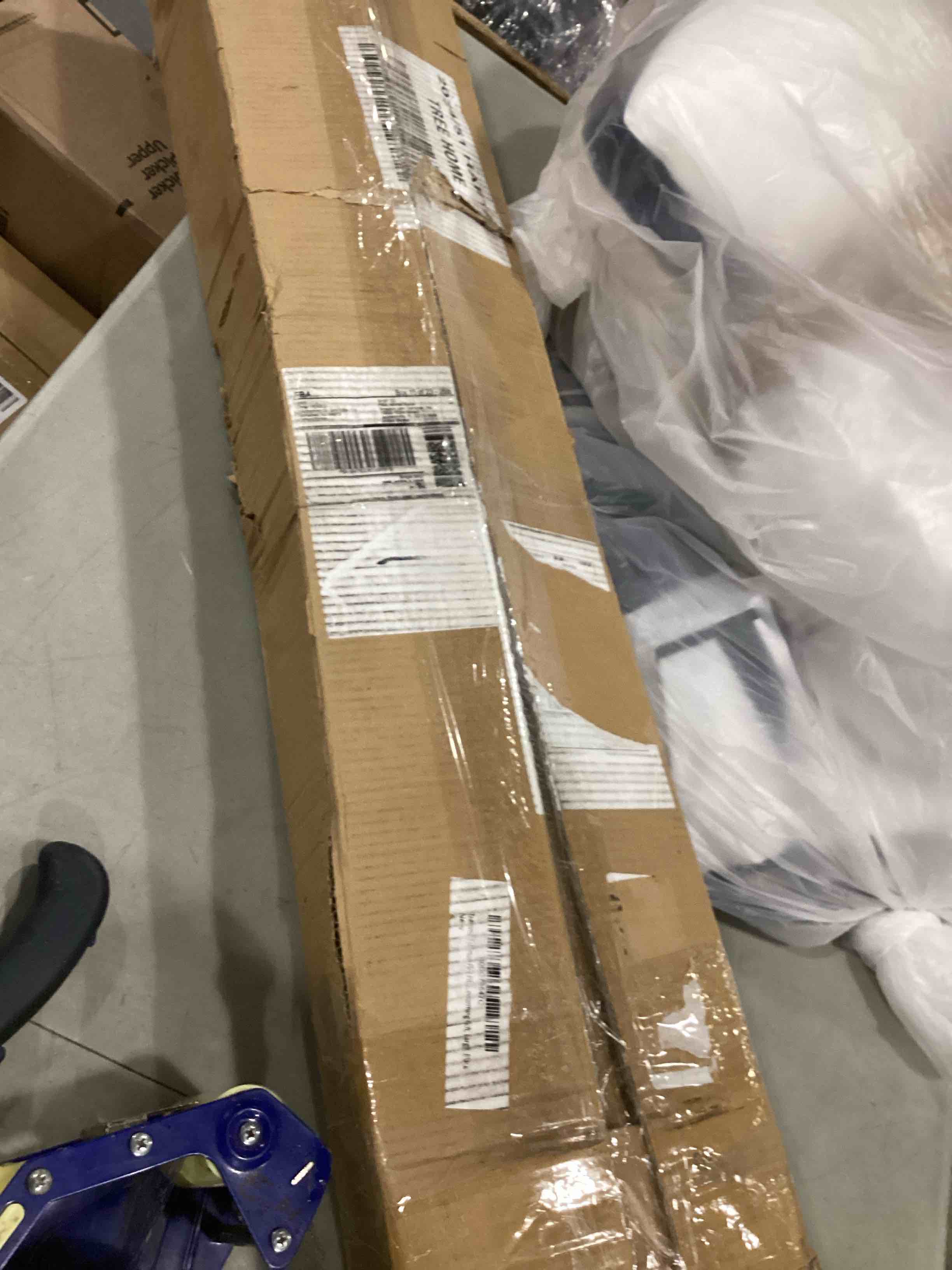 https://s3.amazonaws.com/lotting-images-prod/bidfta/TEA1597895_1741199425504.jpeg