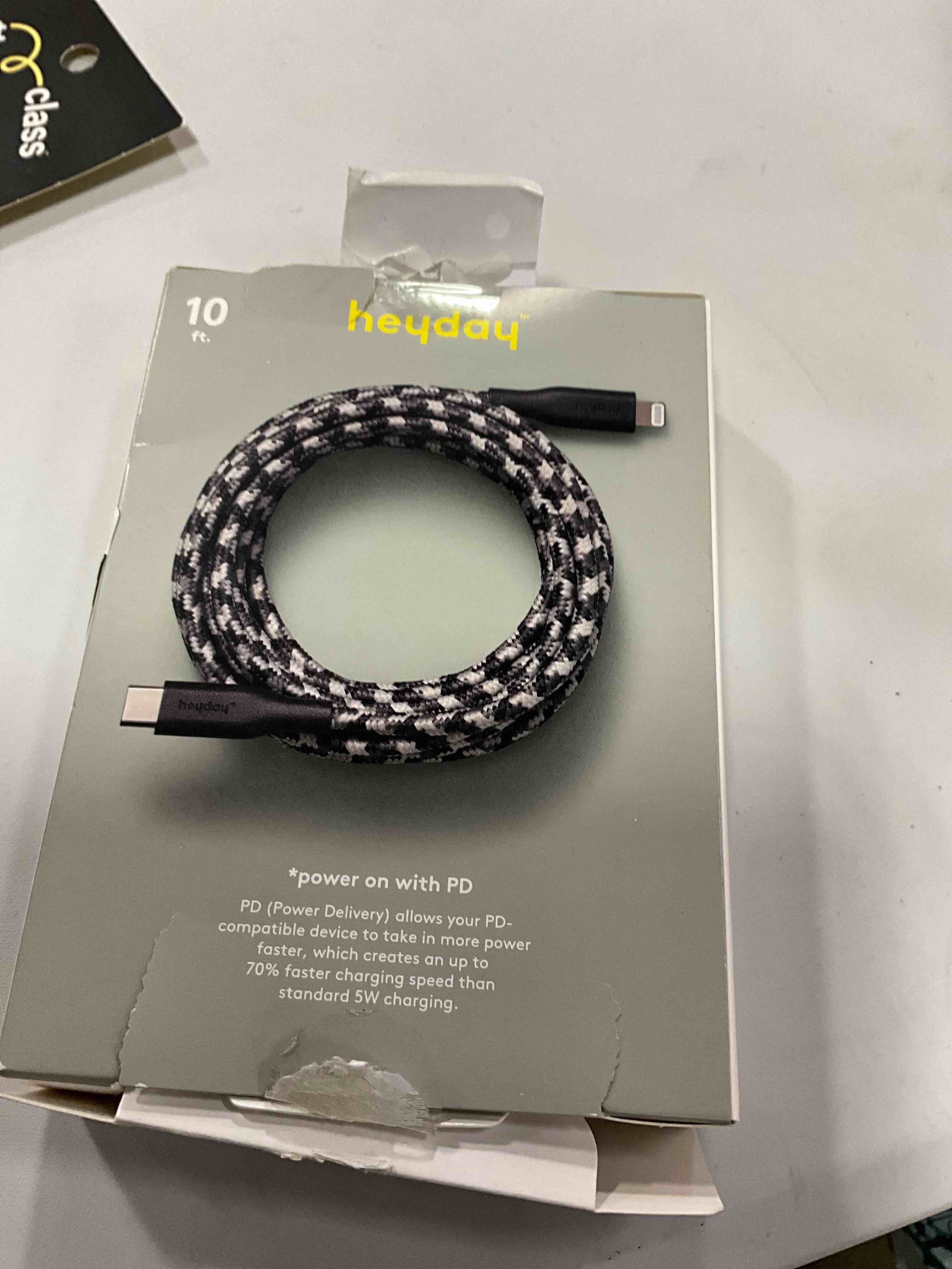 https://s3.amazonaws.com/lotting-images-prod/bidfta/TEA1603576_1750778875069.jpeg