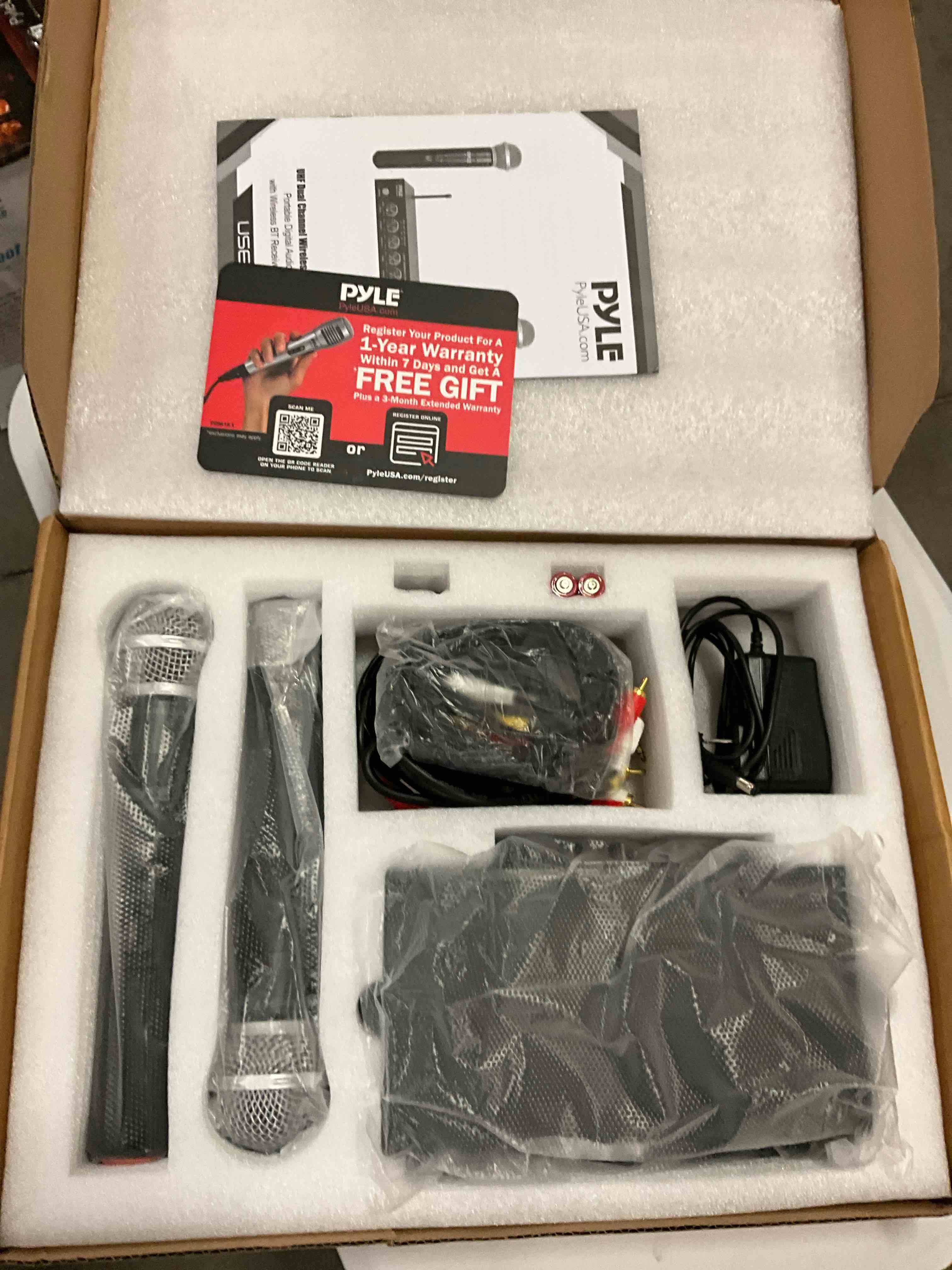 https://s3.amazonaws.com/lotting-images-prod/bidfta/TEA1603639_1750864089189.jpeg