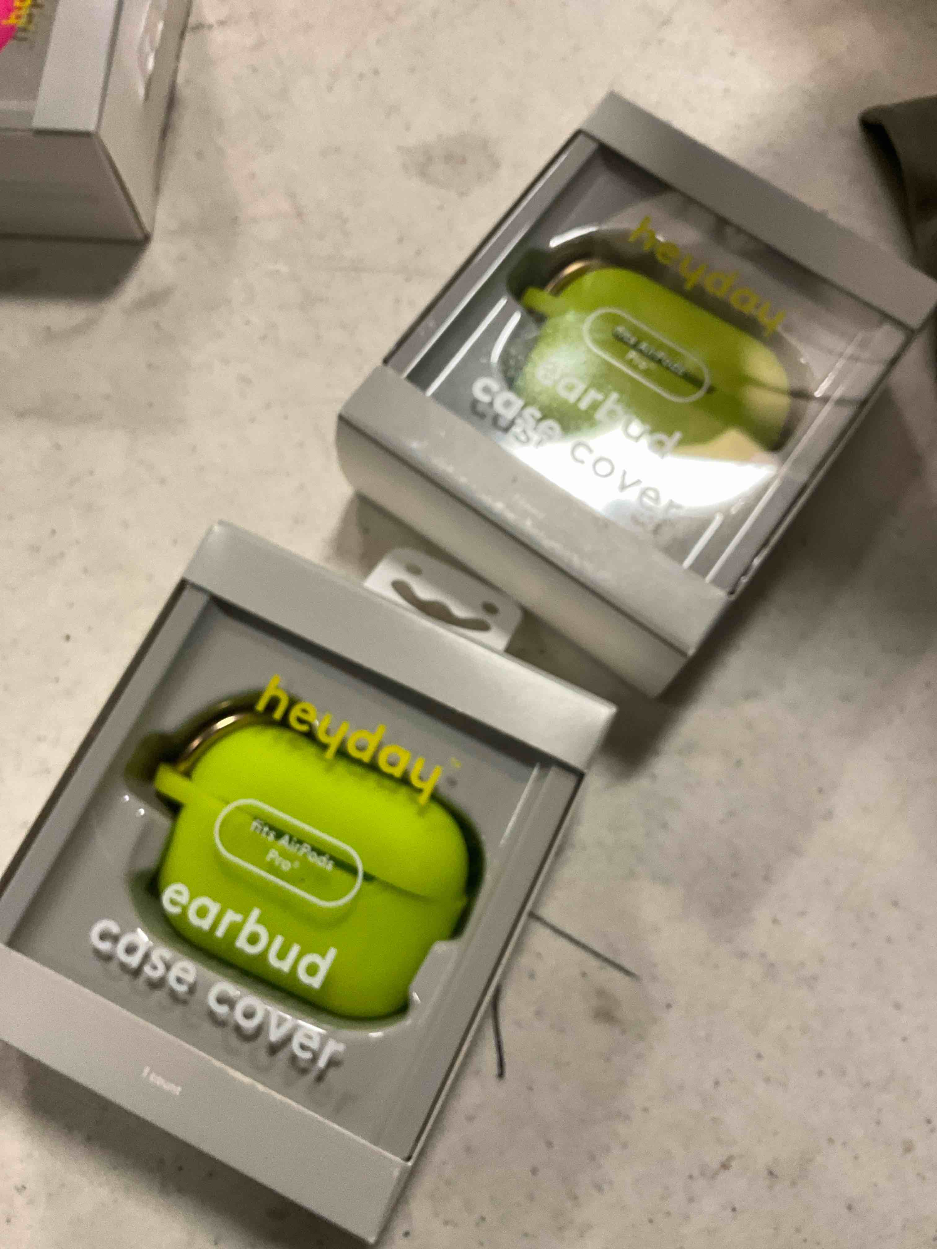 https://s3.amazonaws.com/lotting-images-prod/bidfta/TEA1604524_1751642887642.jpeg