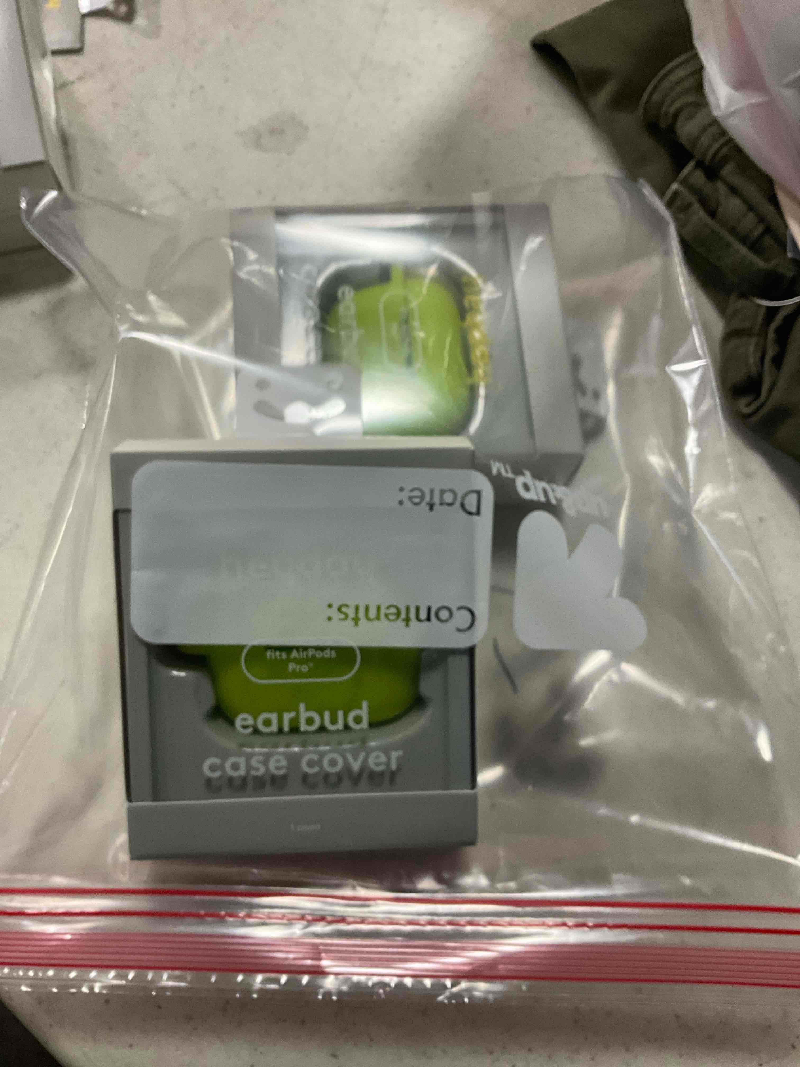 https://s3.amazonaws.com/lotting-images-prod/bidfta/TEA1604524_1751642904503.jpeg