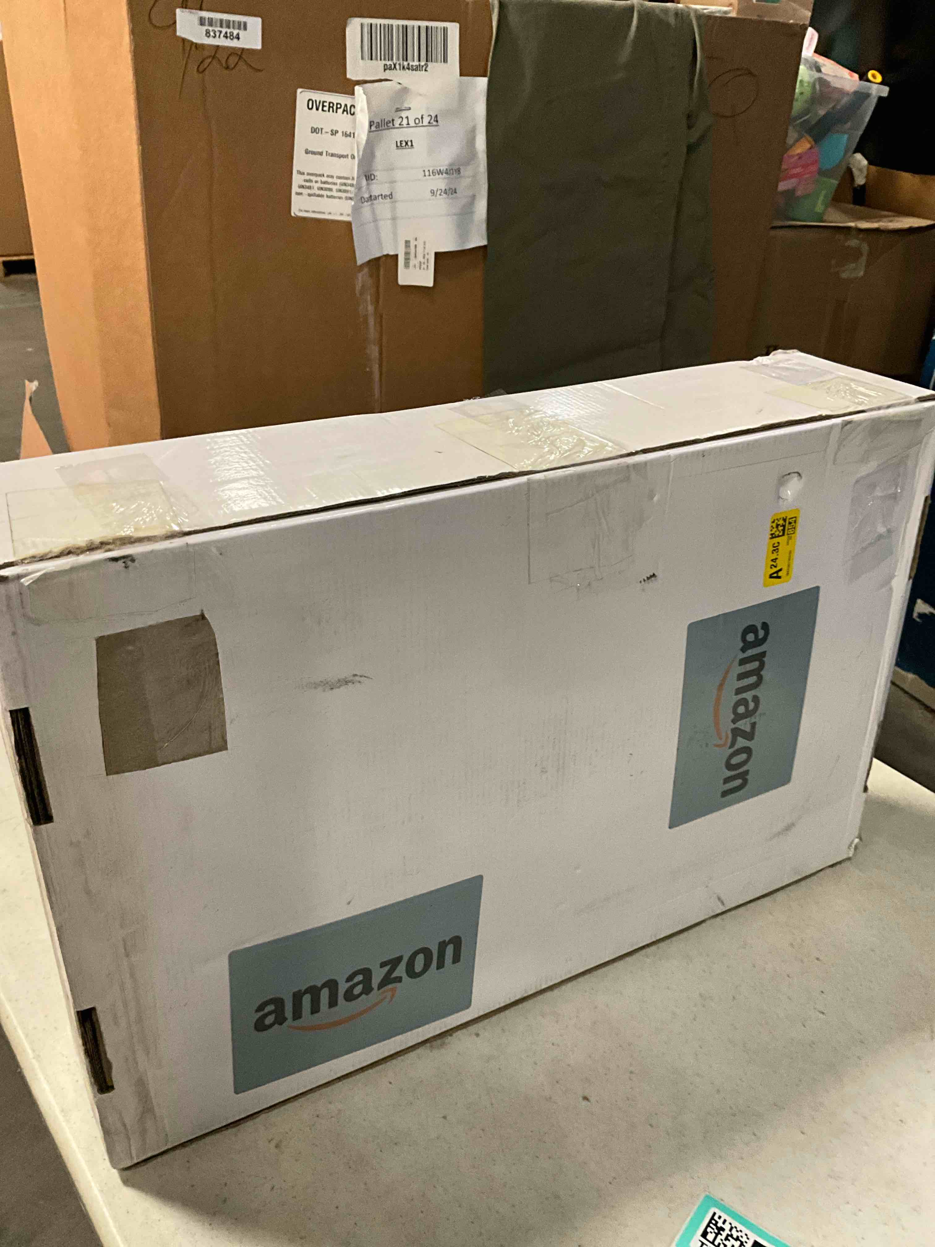 https://s3.amazonaws.com/lotting-images-prod/bidfta/TEA1604577_1751653375492.jpeg