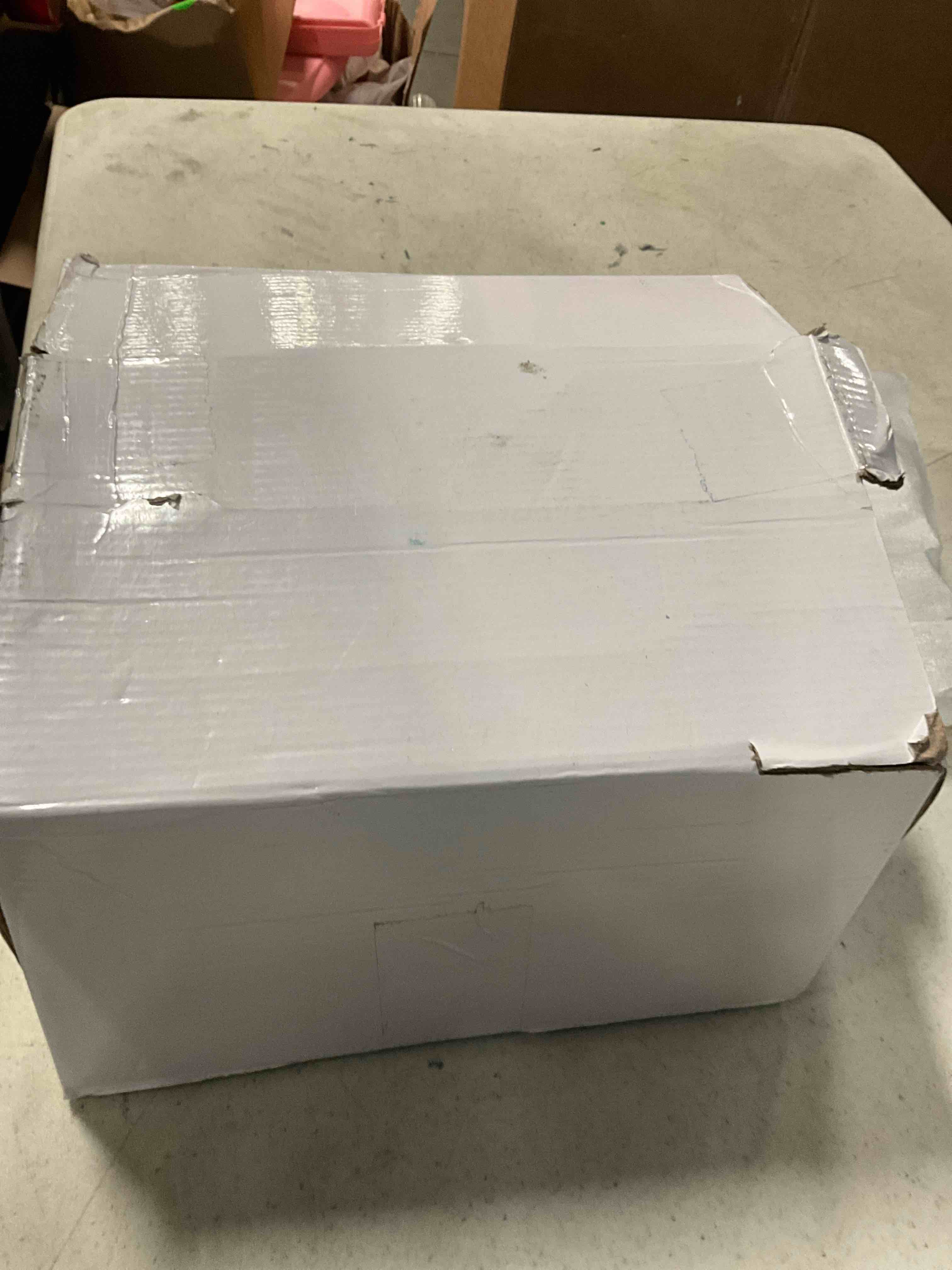 https://s3.amazonaws.com/lotting-images-prod/bidfta/TEA1604602_1751658777660.jpeg