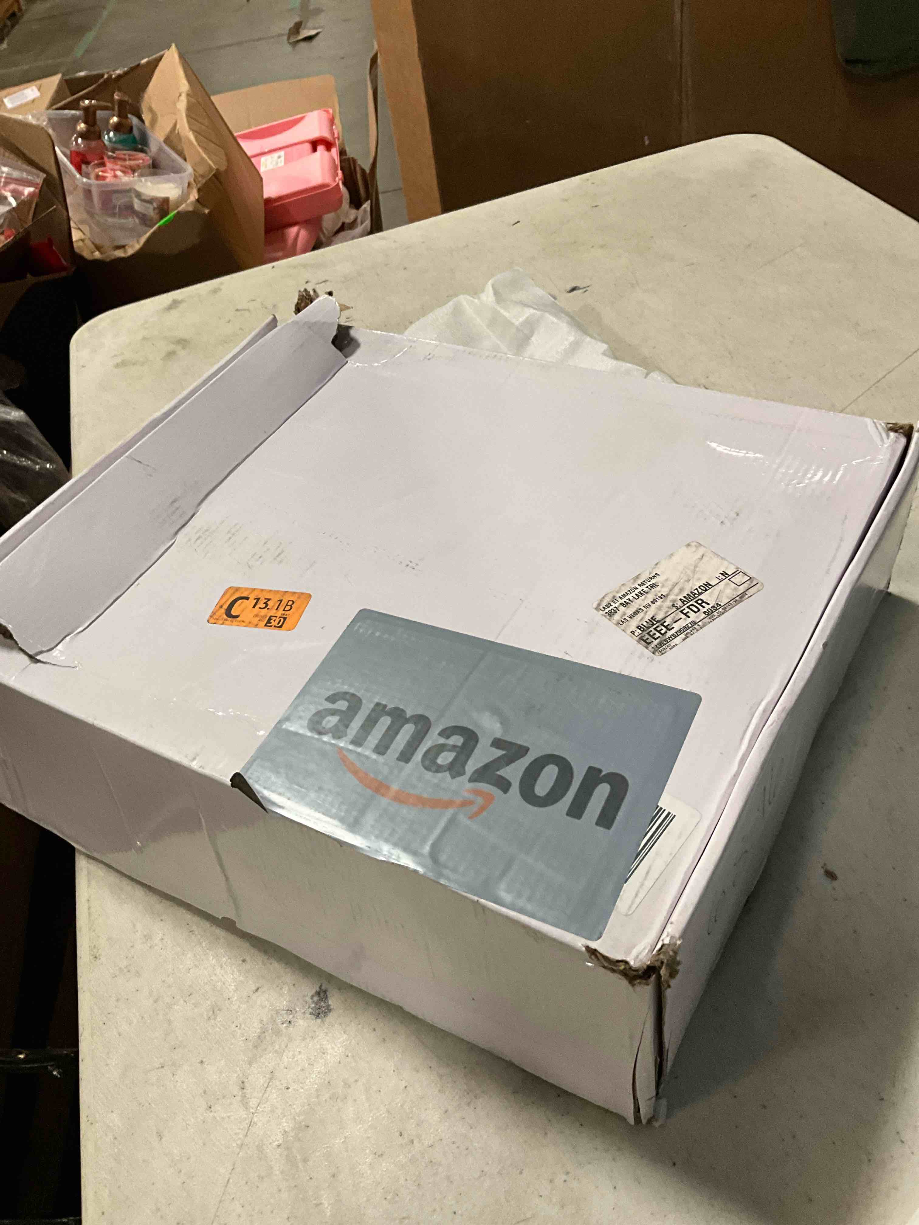 https://s3.amazonaws.com/lotting-images-prod/bidfta/TEA1604606_1751659406032.jpeg