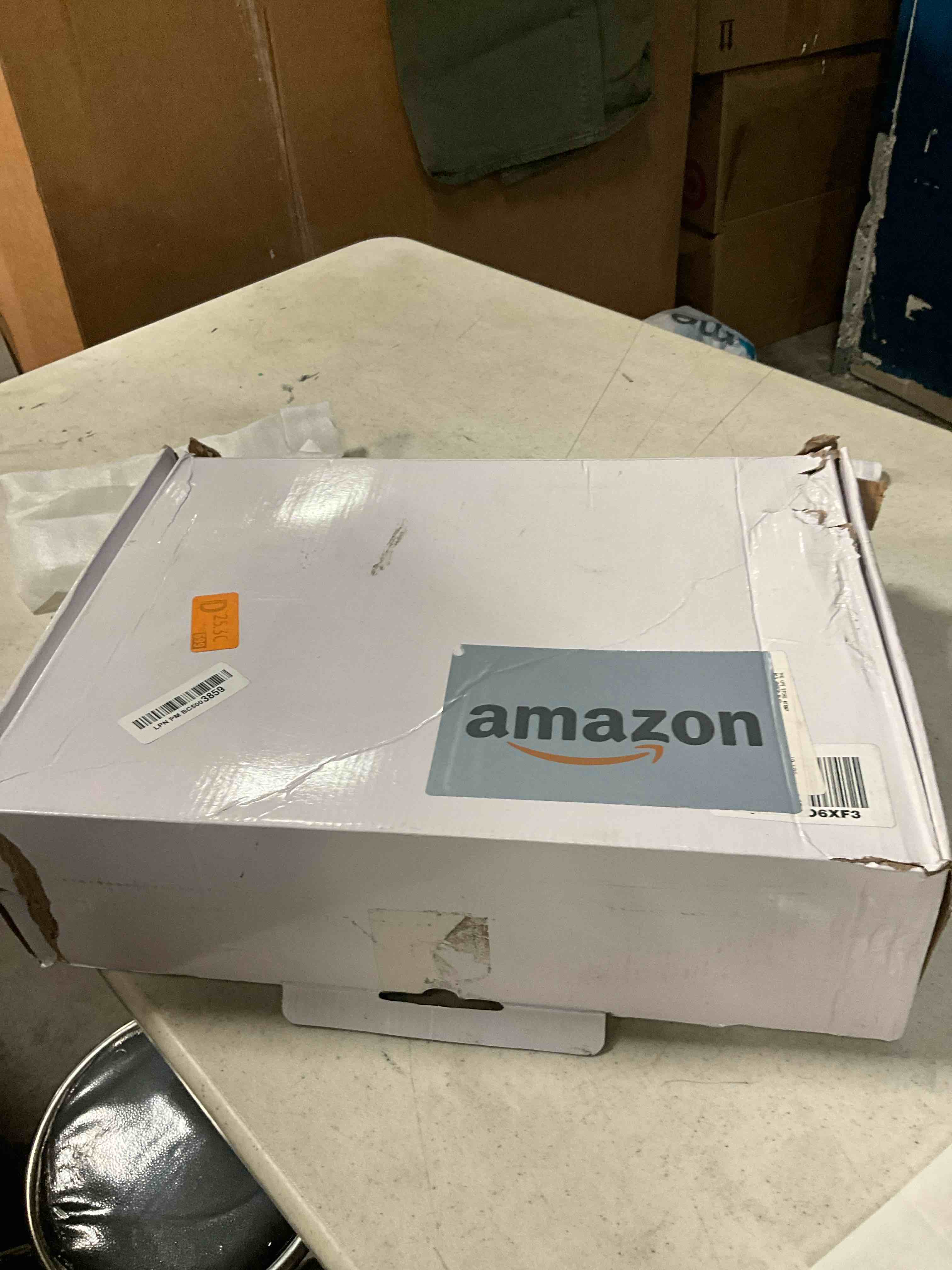 https://s3.amazonaws.com/lotting-images-prod/bidfta/TEA1604611_1751659986538.jpeg