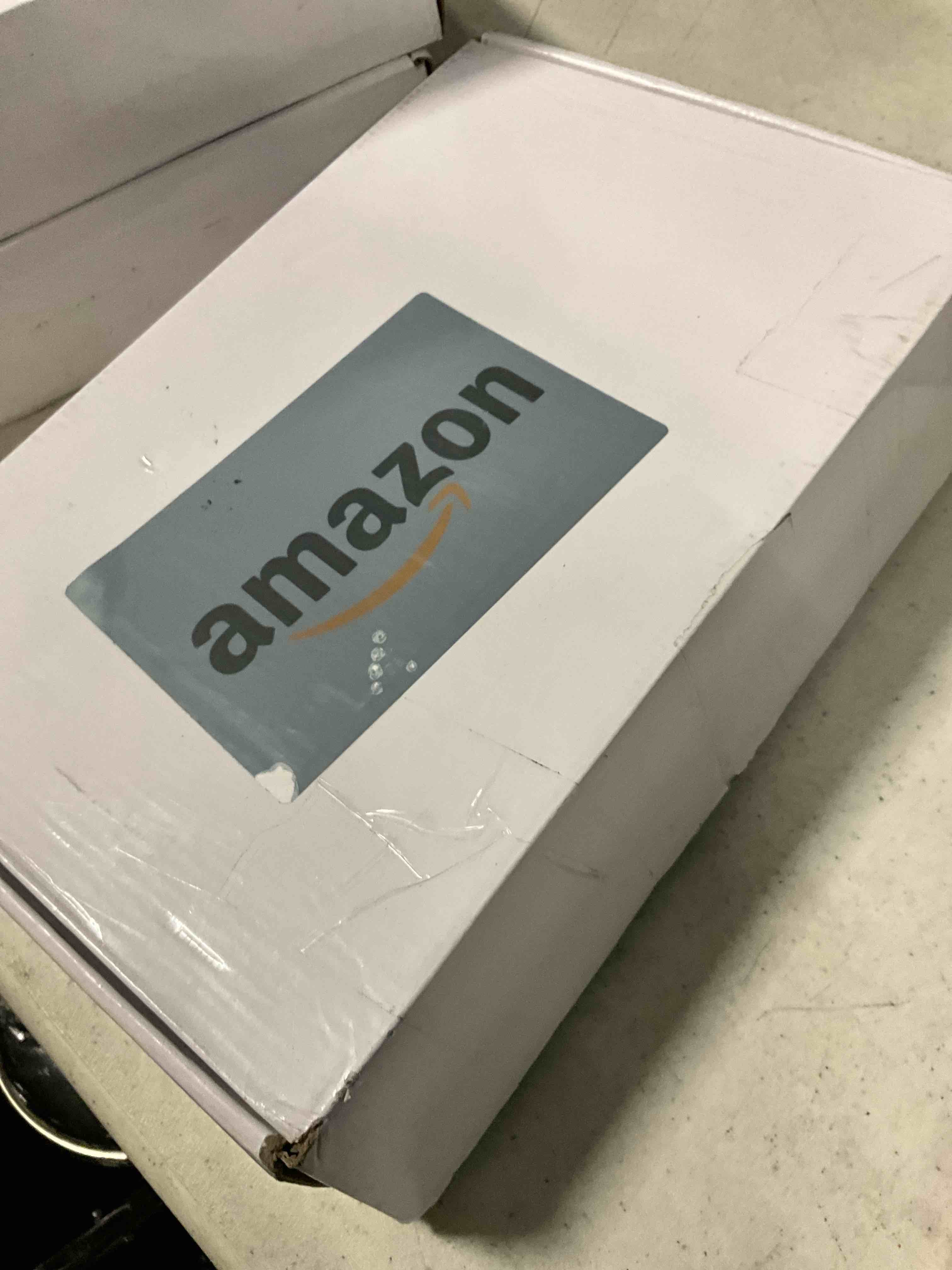 https://s3.amazonaws.com/lotting-images-prod/bidfta/TEA1604626_1751661000863.jpeg
