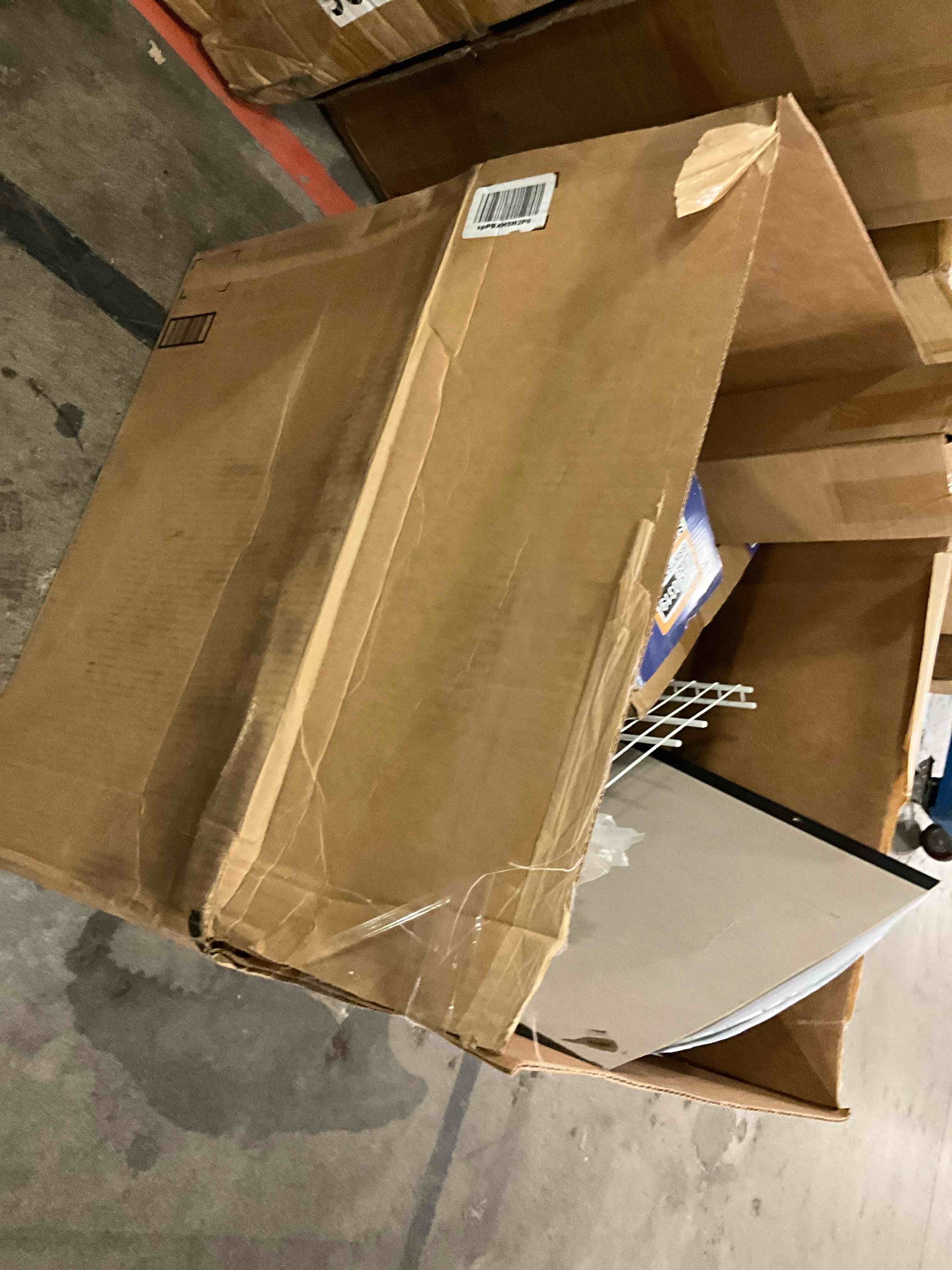https://s3.amazonaws.com/lotting-images-prod/bidfta/TEA1604641_1751896657060.jpeg