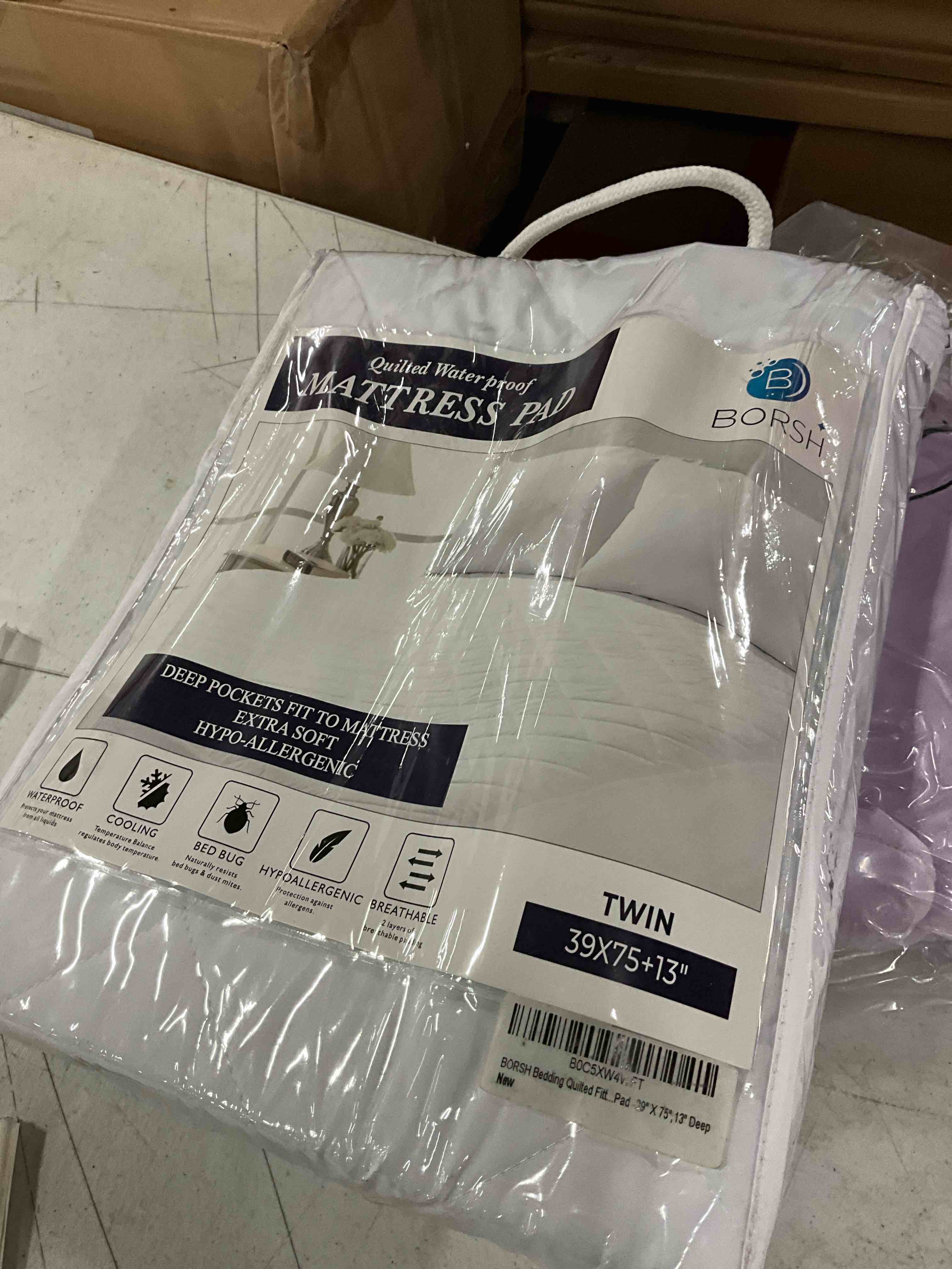 https://s3.amazonaws.com/lotting-images-prod/bidfta/TEA1605281_1752582268604.jpeg