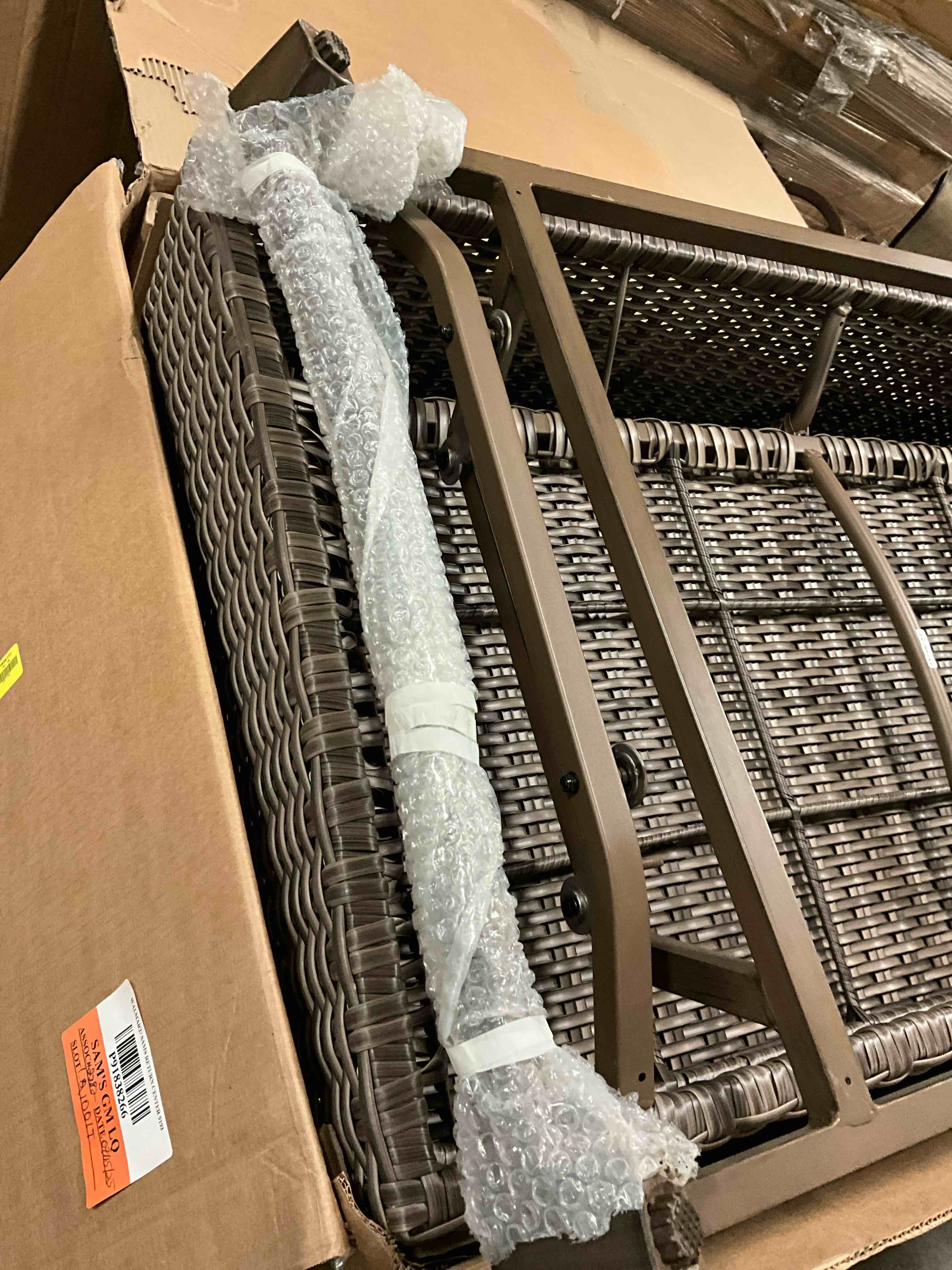 https://s3.amazonaws.com/lotting-images-prod/bidfta/TEA1605536_1753114972135.jpeg