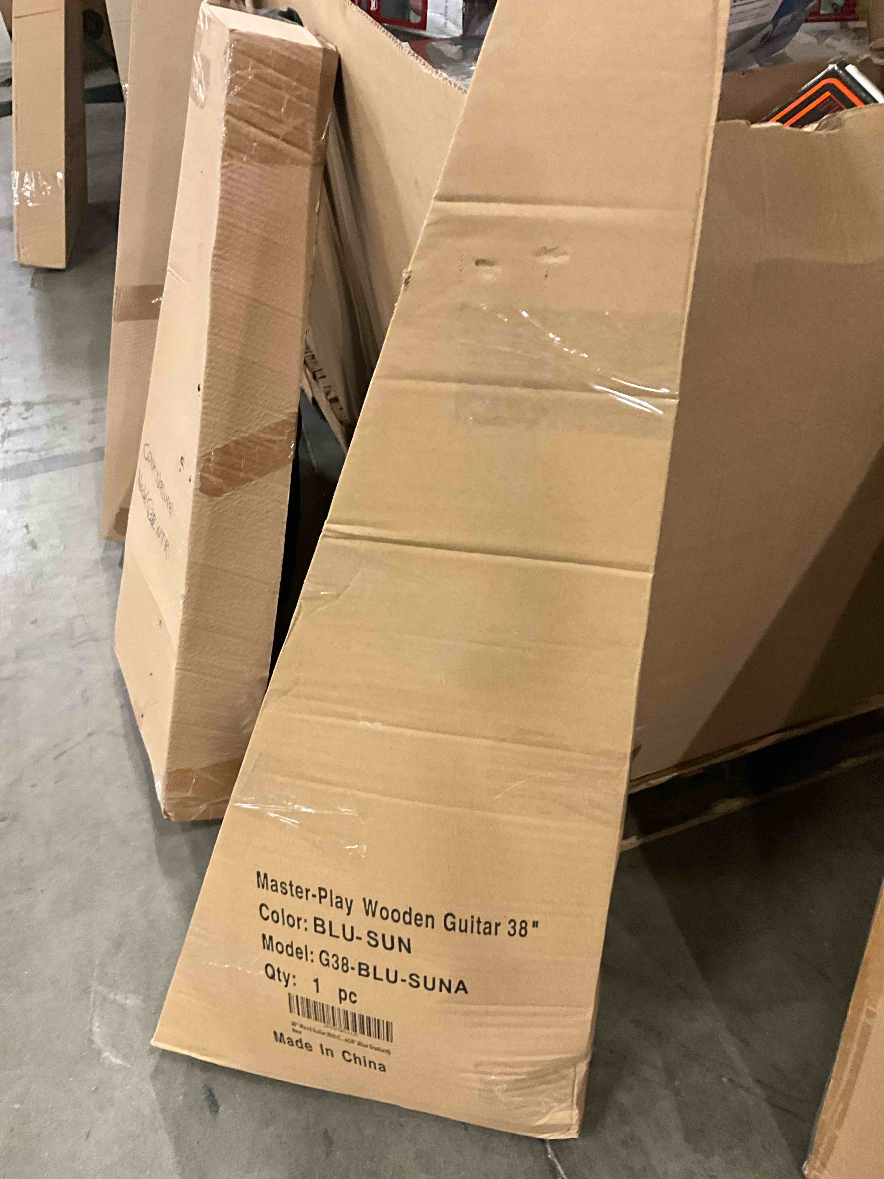 https://s3.amazonaws.com/lotting-images-prod/bidfta/TEA1605818_1753458036583.jpeg