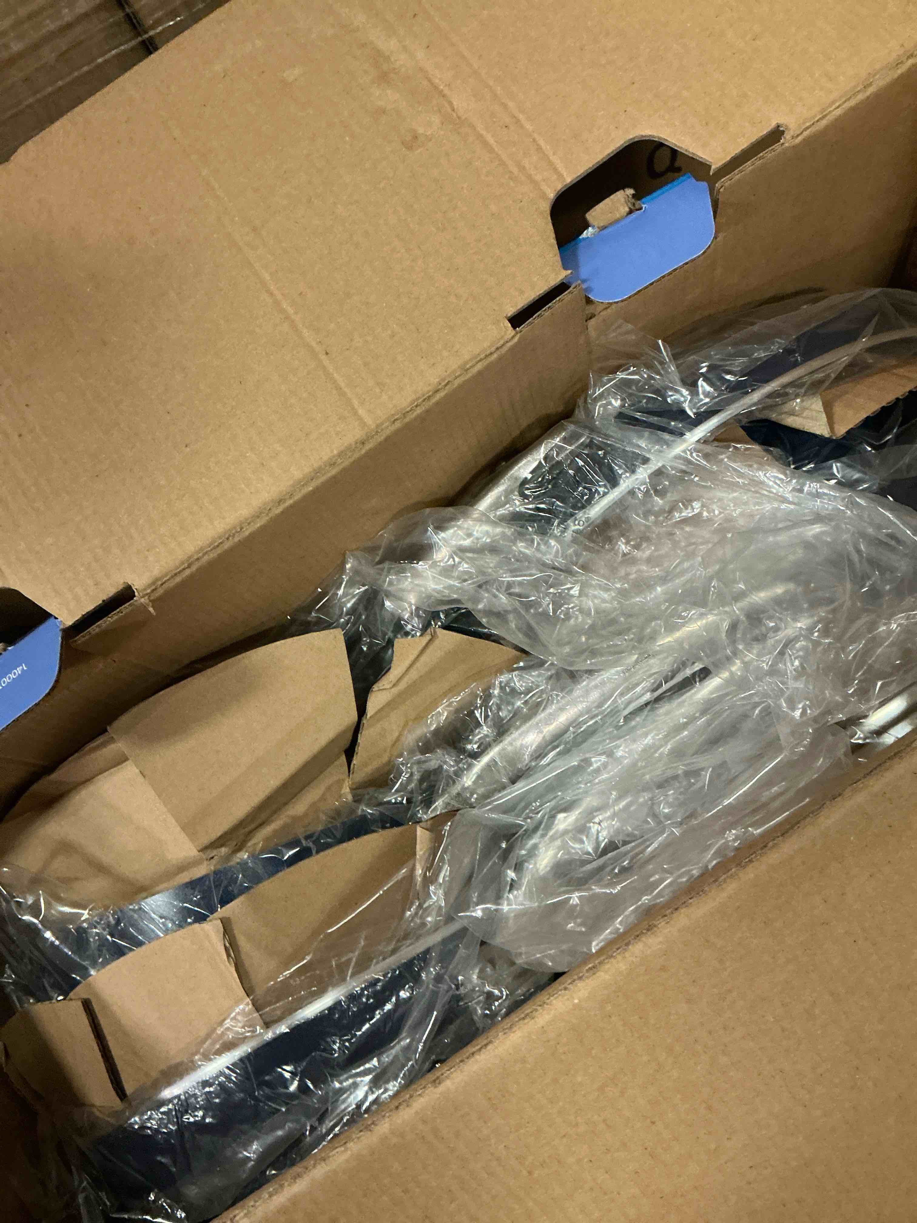 https://s3.amazonaws.com/lotting-images-prod/bidfta/TEA1614448_1744656558915.jpeg