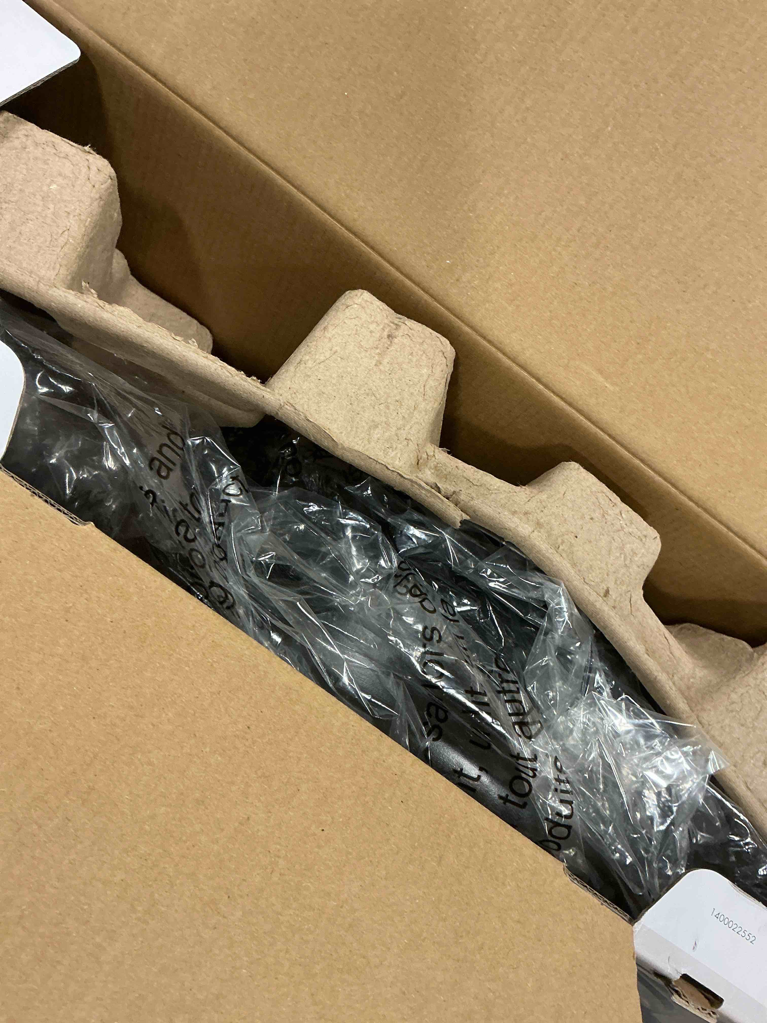 https://s3.amazonaws.com/lotting-images-prod/bidfta/TEA1614605_1745848778276.jpeg