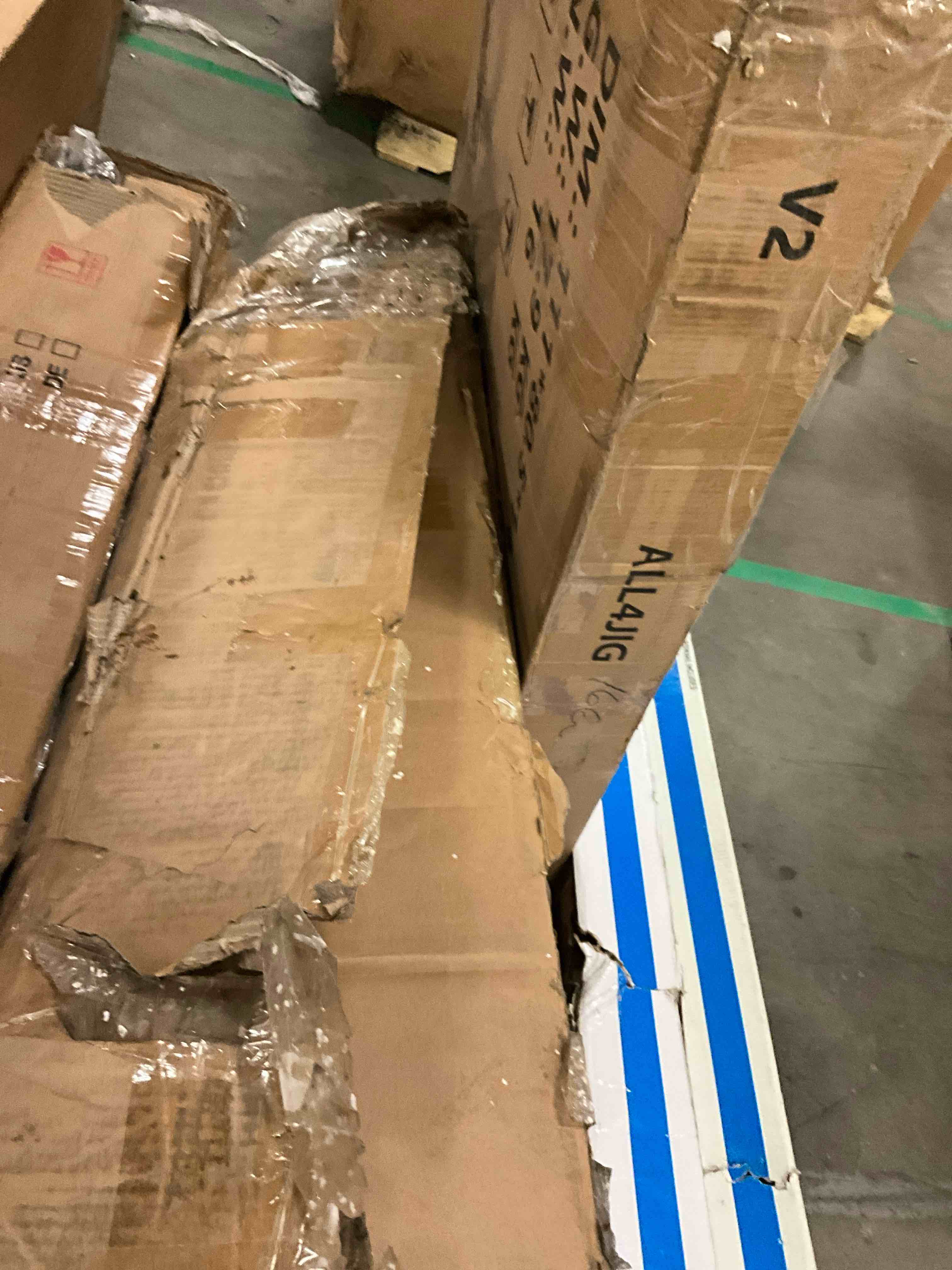 https://s3.amazonaws.com/lotting-images-prod/bidfta/TEA1621516_1745680048441.jpeg