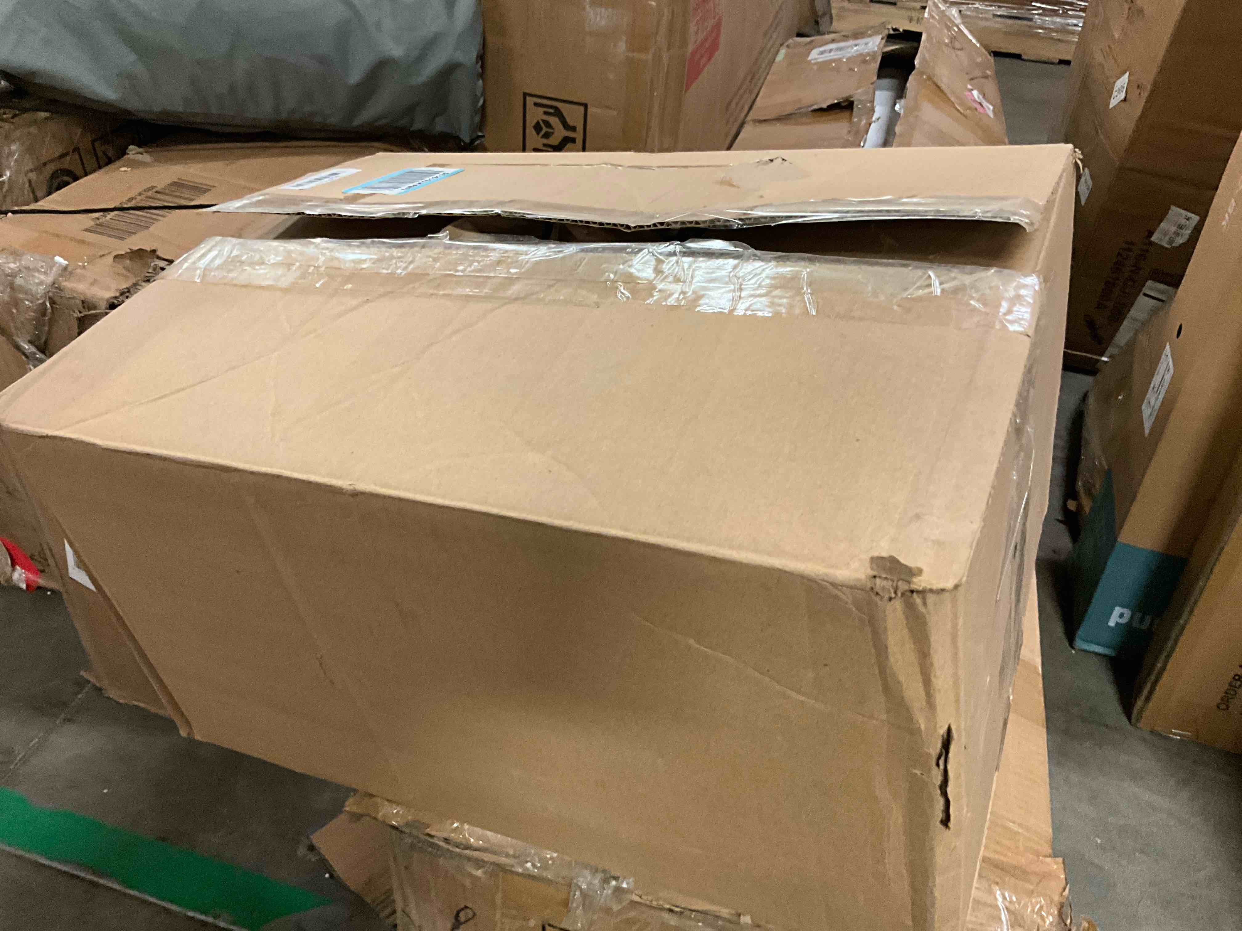 https://s3.amazonaws.com/lotting-images-prod/bidfta/TEA1621527_1745685414227.jpeg