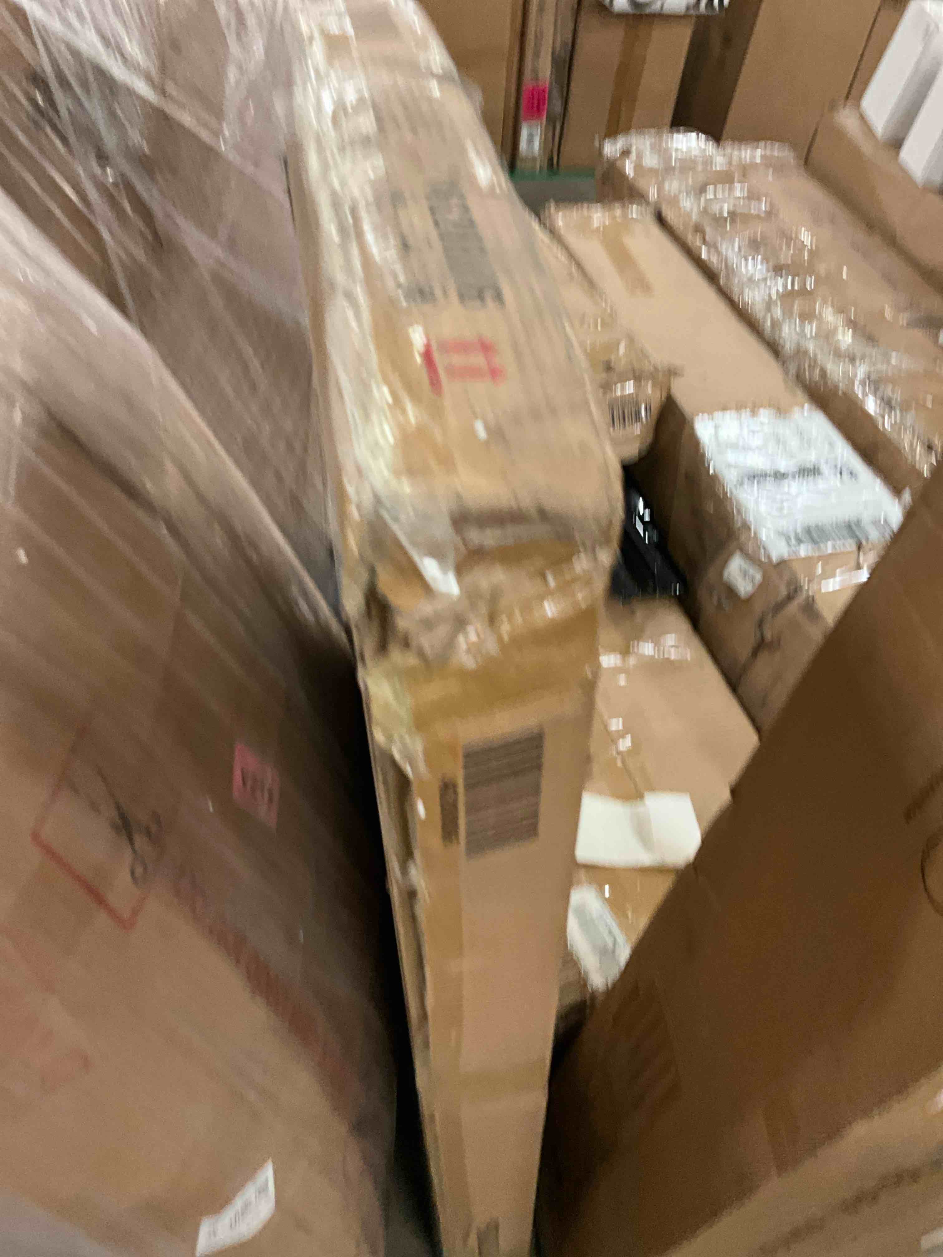https://s3.amazonaws.com/lotting-images-prod/bidfta/TEA1621534_1745687434321.jpeg