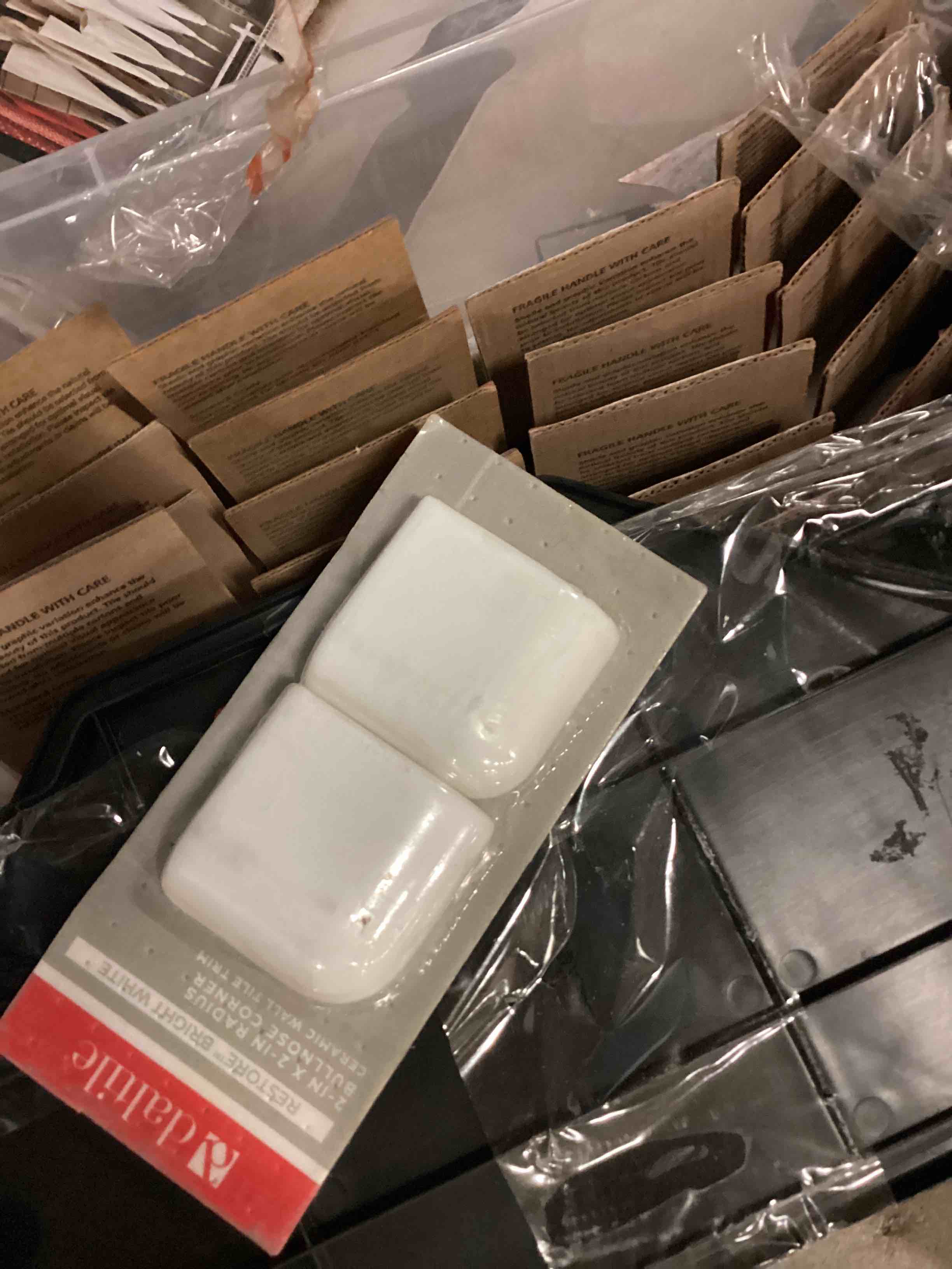 https://s3.amazonaws.com/lotting-images-prod/bidfta/TEA1623496_1750189610625.jpeg