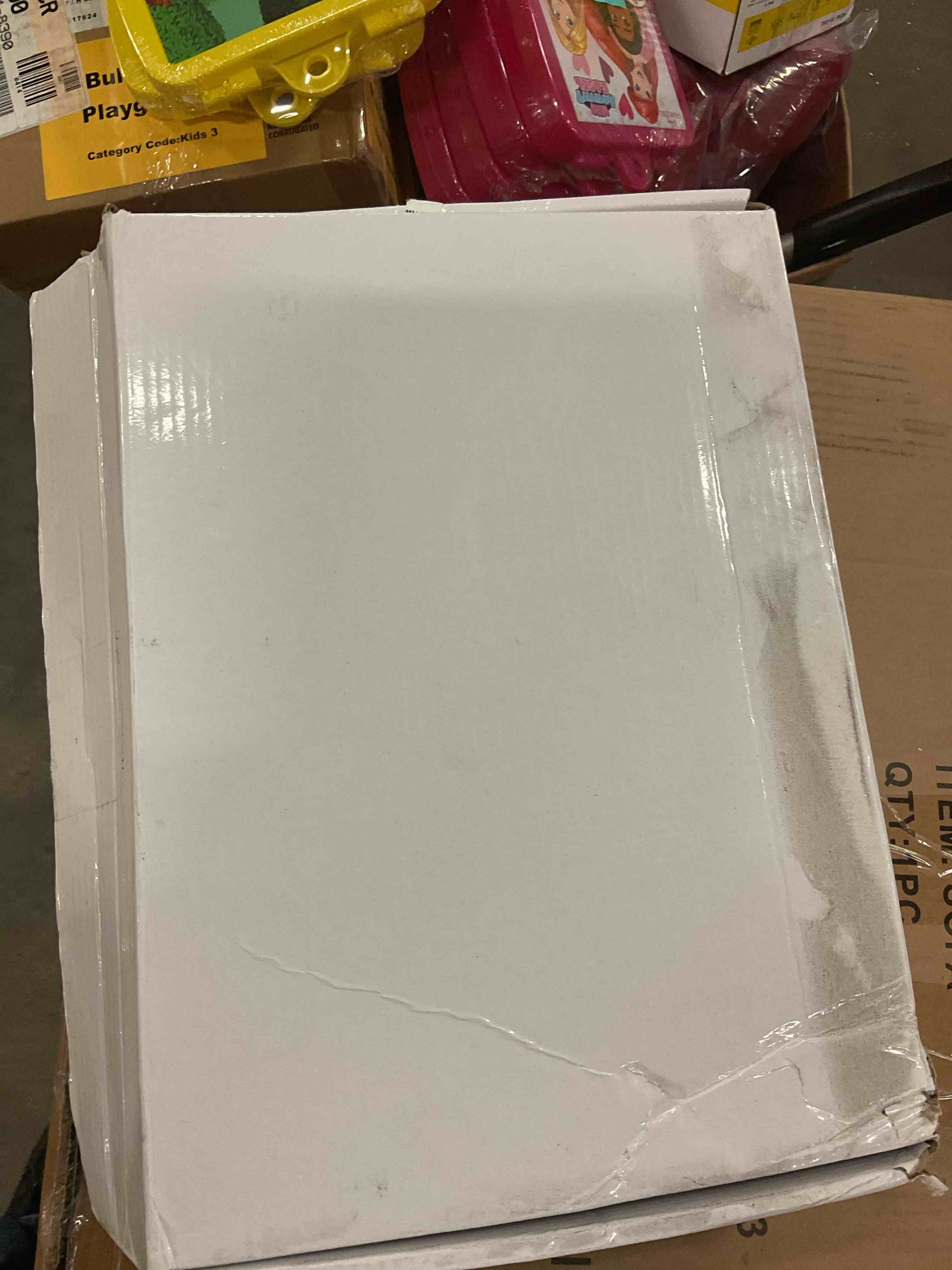 https://s3.amazonaws.com/lotting-images-prod/bidfta/TEA1623534_1750961362900.jpeg