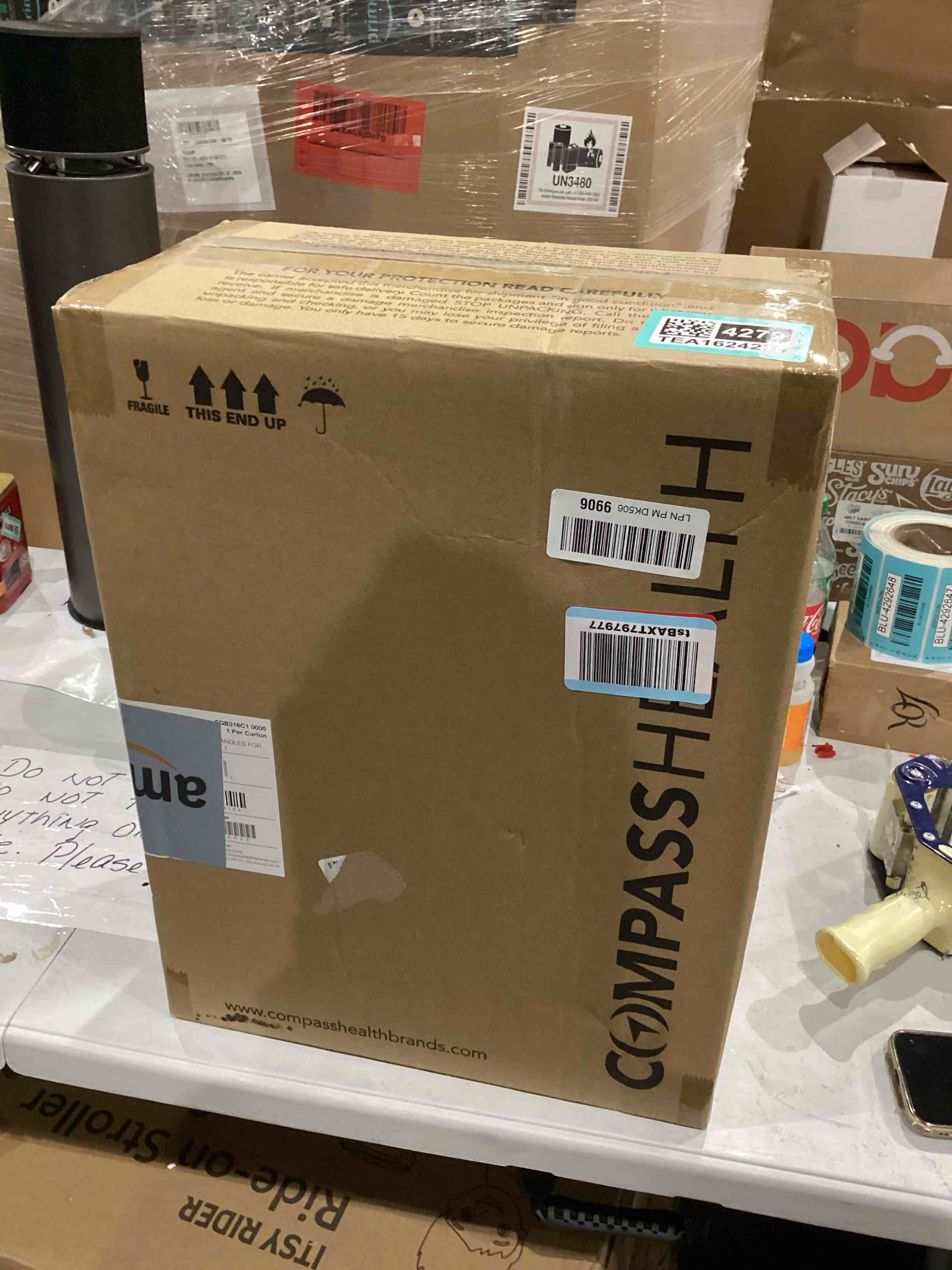 https://s3.amazonaws.com/lotting-images-prod/bidfta/TEA1624279_1739366768860.jpeg