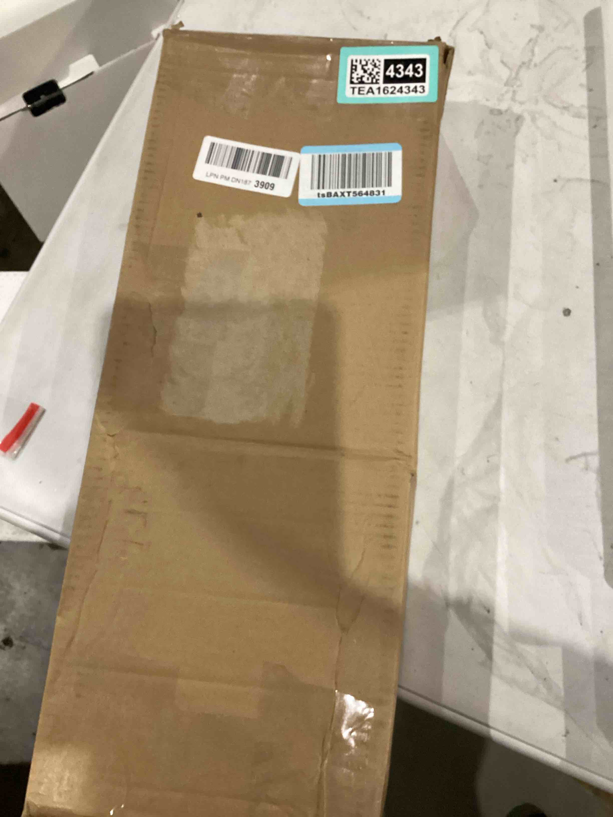 https://s3.amazonaws.com/lotting-images-prod/bidfta/TEA1624343_1739379691282.jpeg