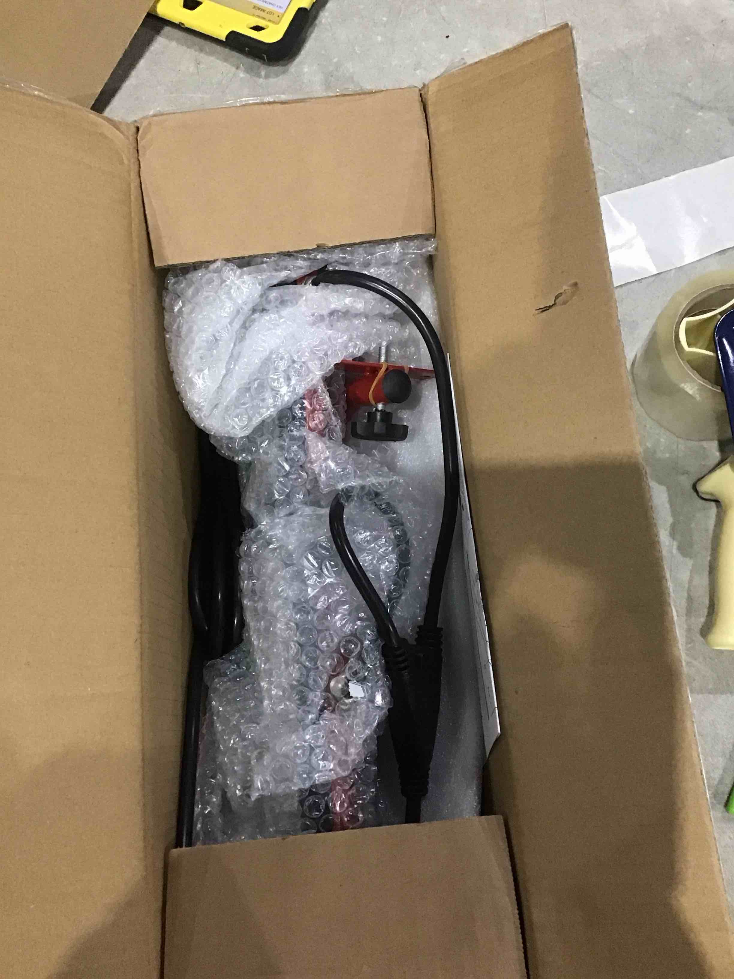 https://s3.amazonaws.com/lotting-images-prod/bidfta/TEA1626130_1741780312428.jpeg