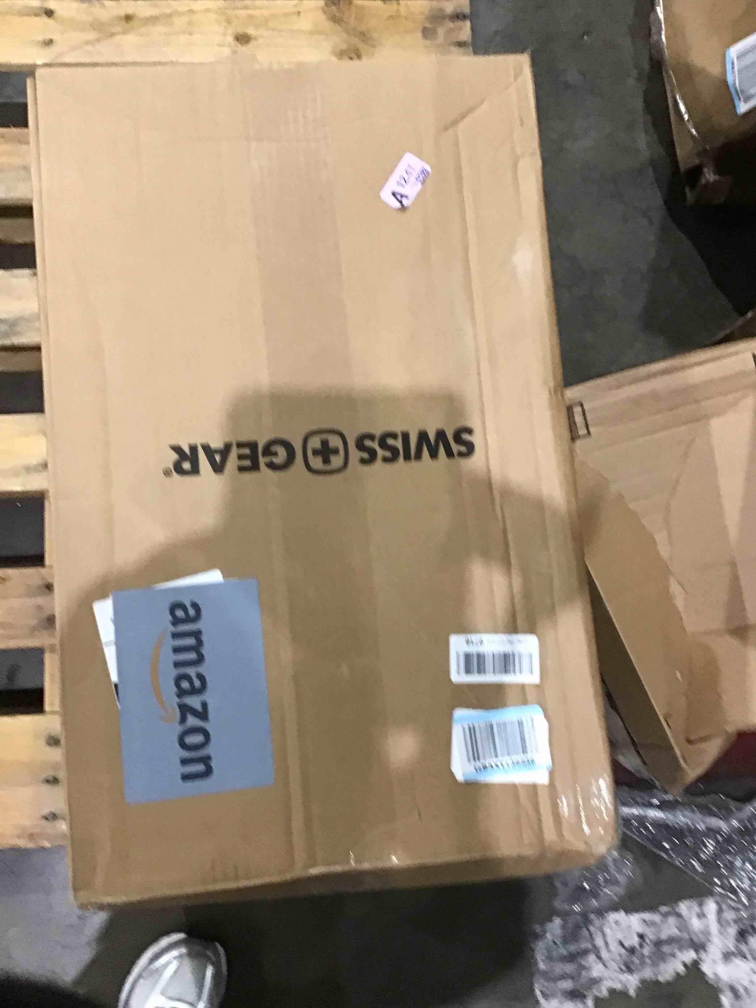 https://s3.amazonaws.com/lotting-images-prod/bidfta/TEA1626825_1743778297373.jpeg