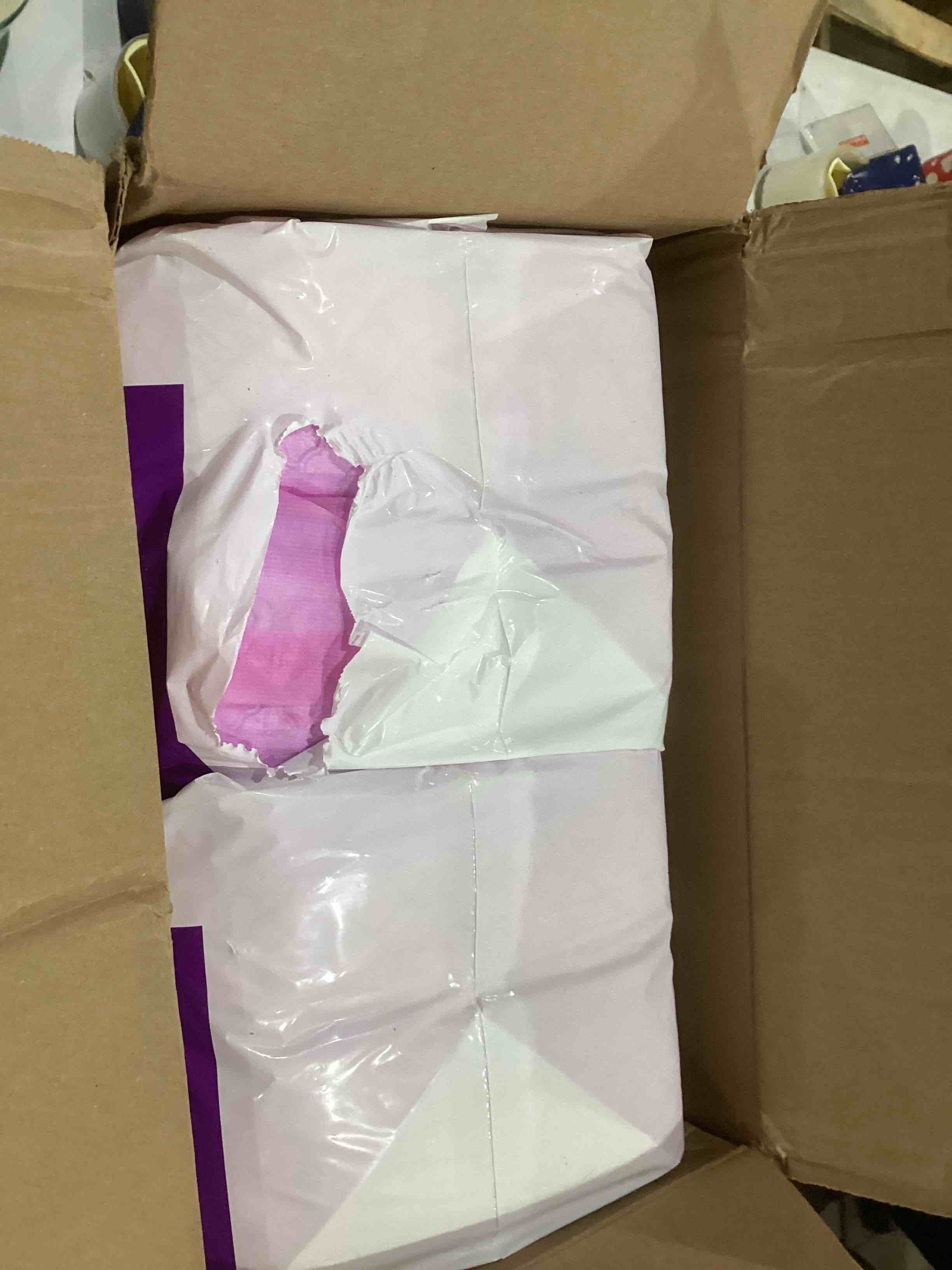 https://s3.amazonaws.com/lotting-images-prod/bidfta/TEA1628437_1741264326619.jpeg