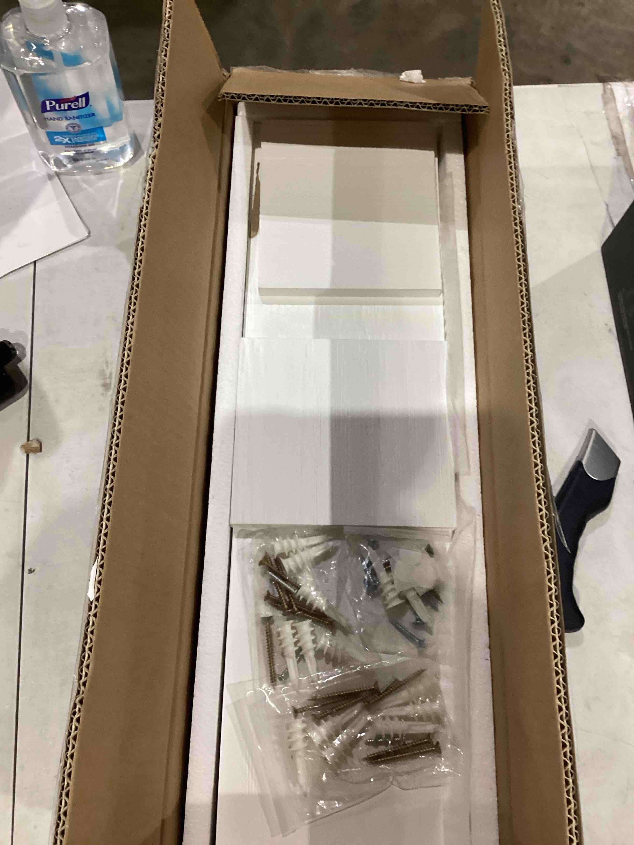 (Similar) Bathroom Shelves Set of 3 White