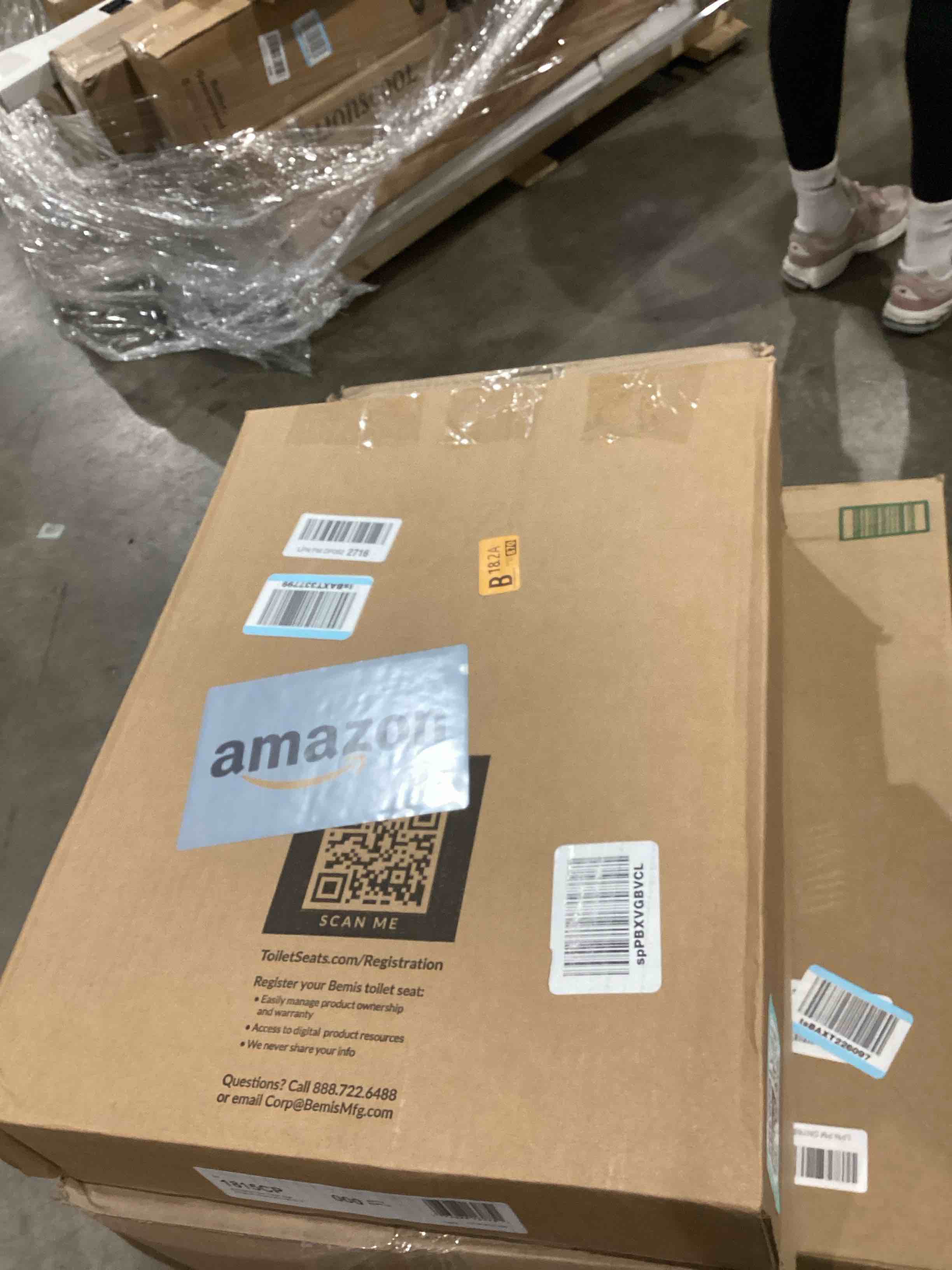 https://s3.amazonaws.com/lotting-images-prod/bidfta/TEA1629398_1742843561261.jpeg