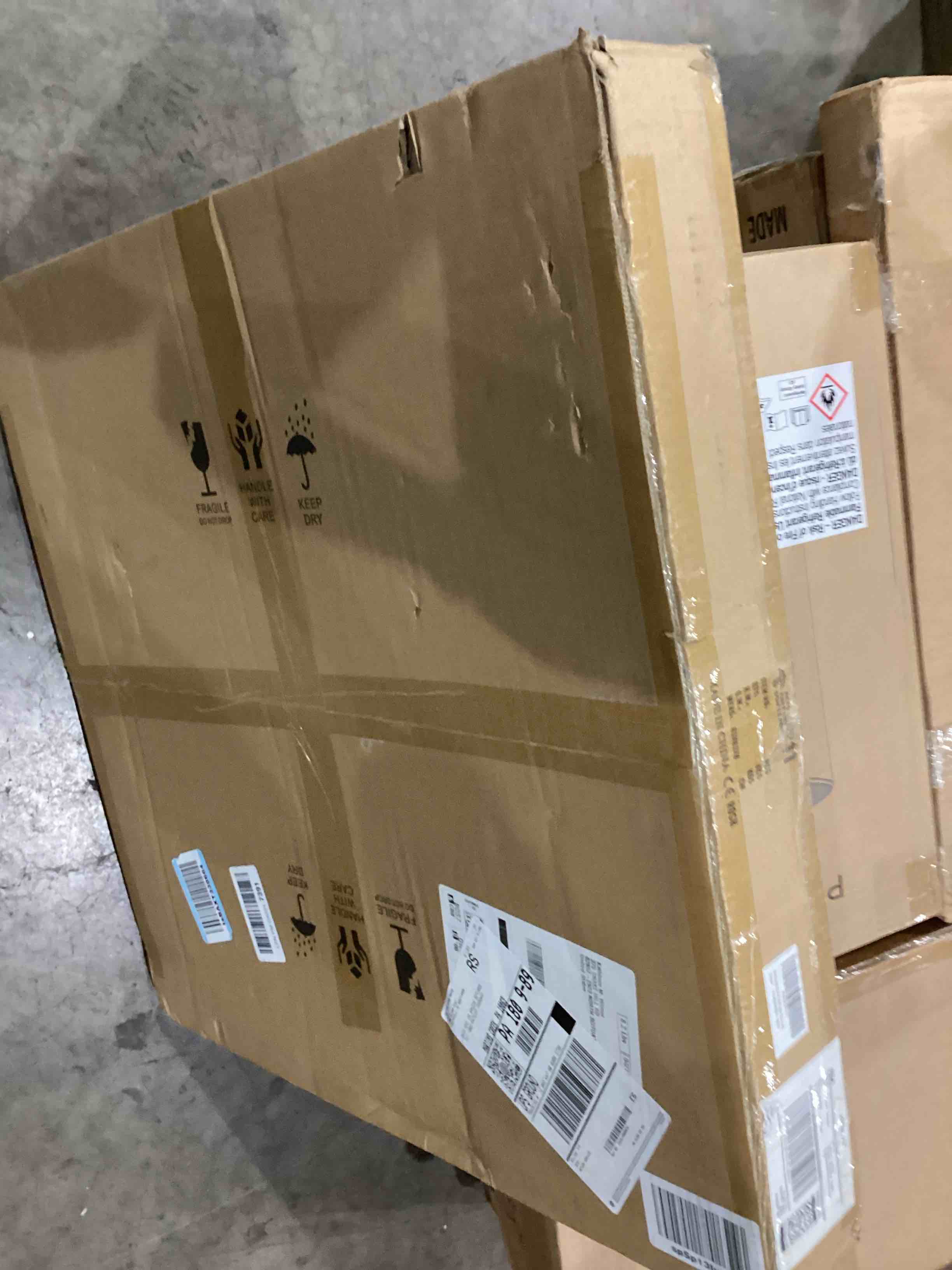 https://s3.amazonaws.com/lotting-images-prod/bidfta/TEA1630146_1746792294734.jpeg