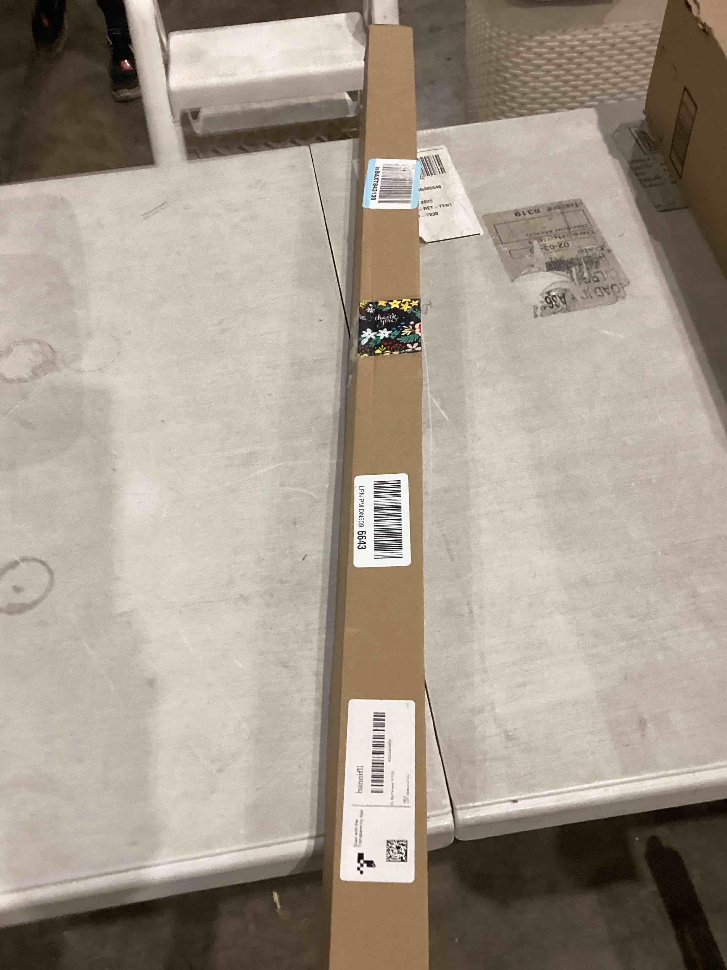 https://s3.amazonaws.com/lotting-images-prod/bidfta/TEA1630455_1746817170870.jpeg