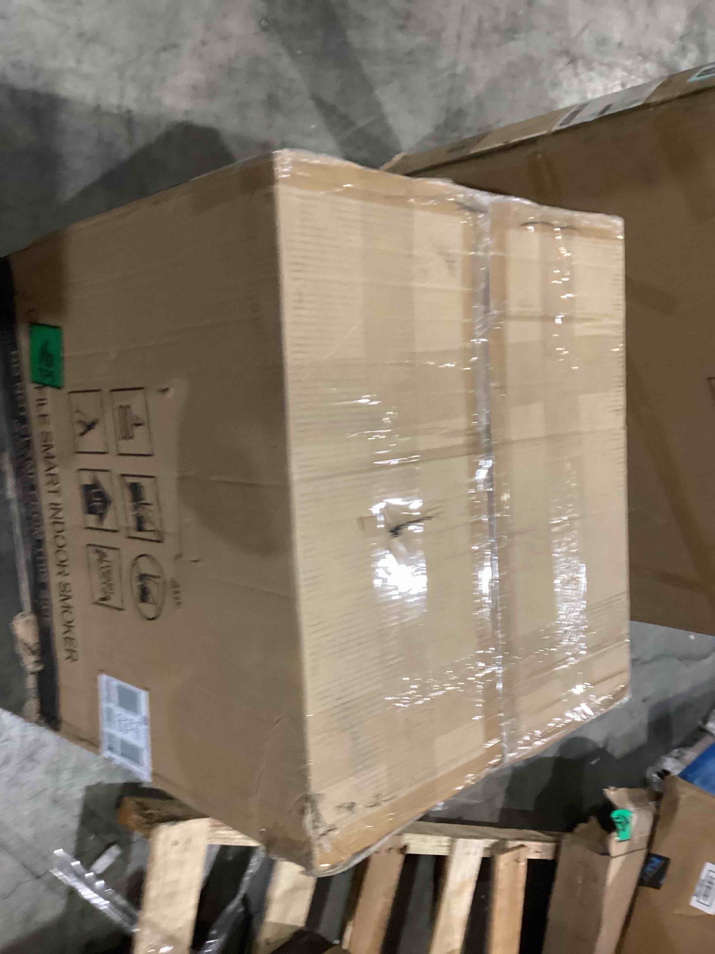 https://s3.amazonaws.com/lotting-images-prod/bidfta/TEA1630669_1747058233162.jpeg