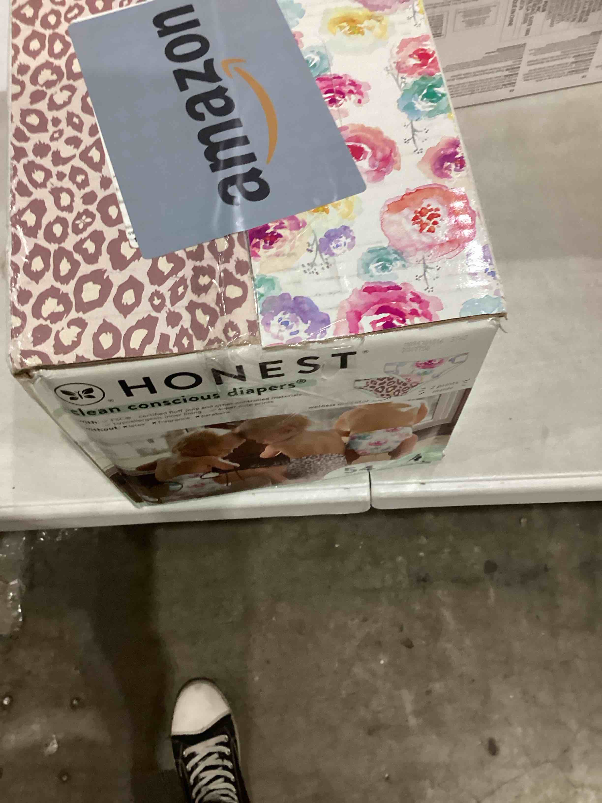 https://s3.amazonaws.com/lotting-images-prod/bidfta/TEA1630729_1747077130541.jpeg