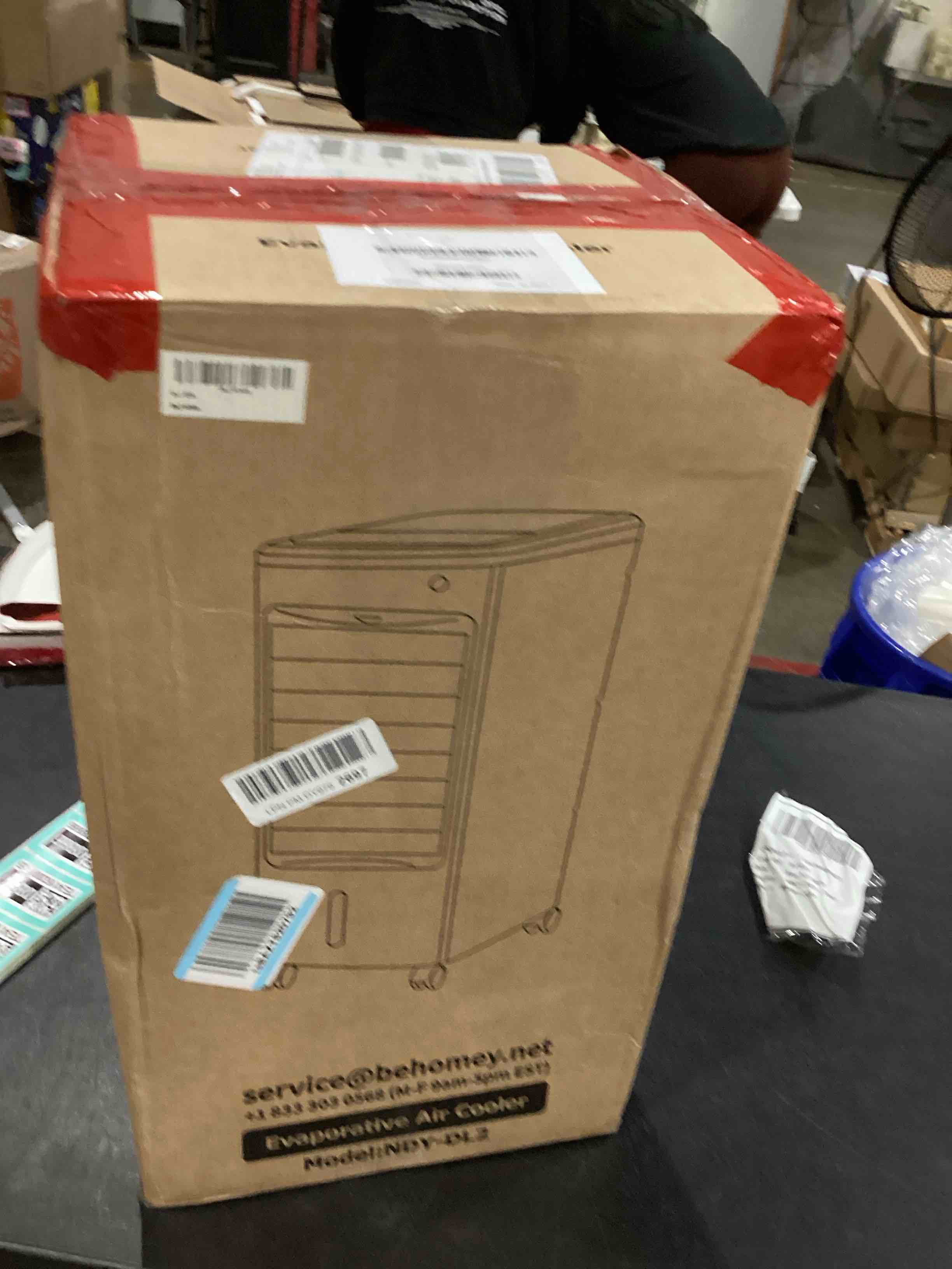 https://s3.amazonaws.com/lotting-images-prod/bidfta/TEA1630795_1747144892857.jpeg
