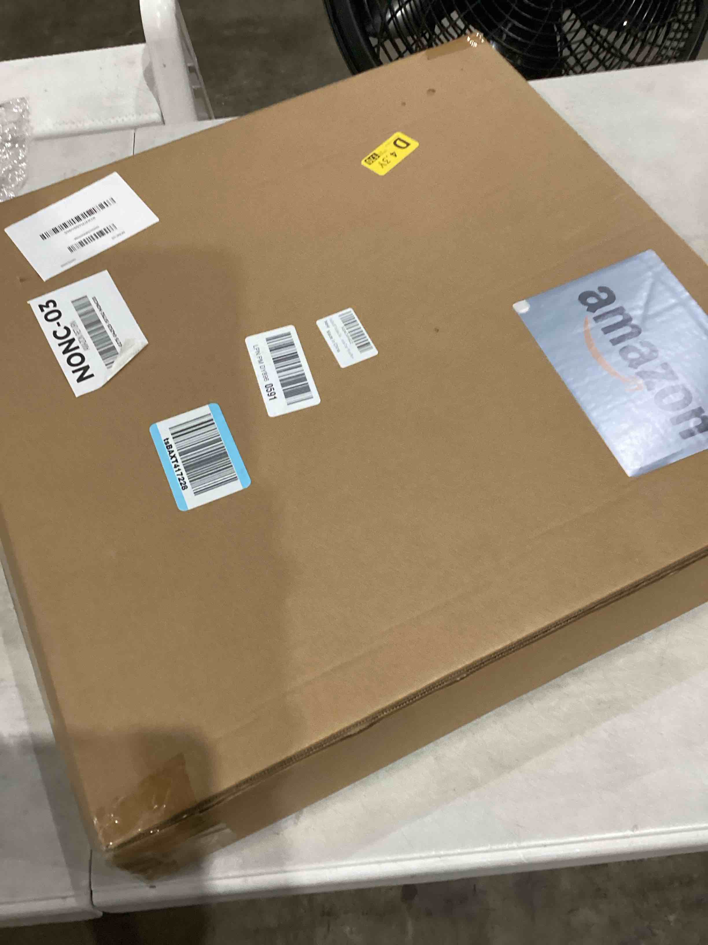 https://s3.amazonaws.com/lotting-images-prod/bidfta/TEA1630989_1747154476652.jpeg