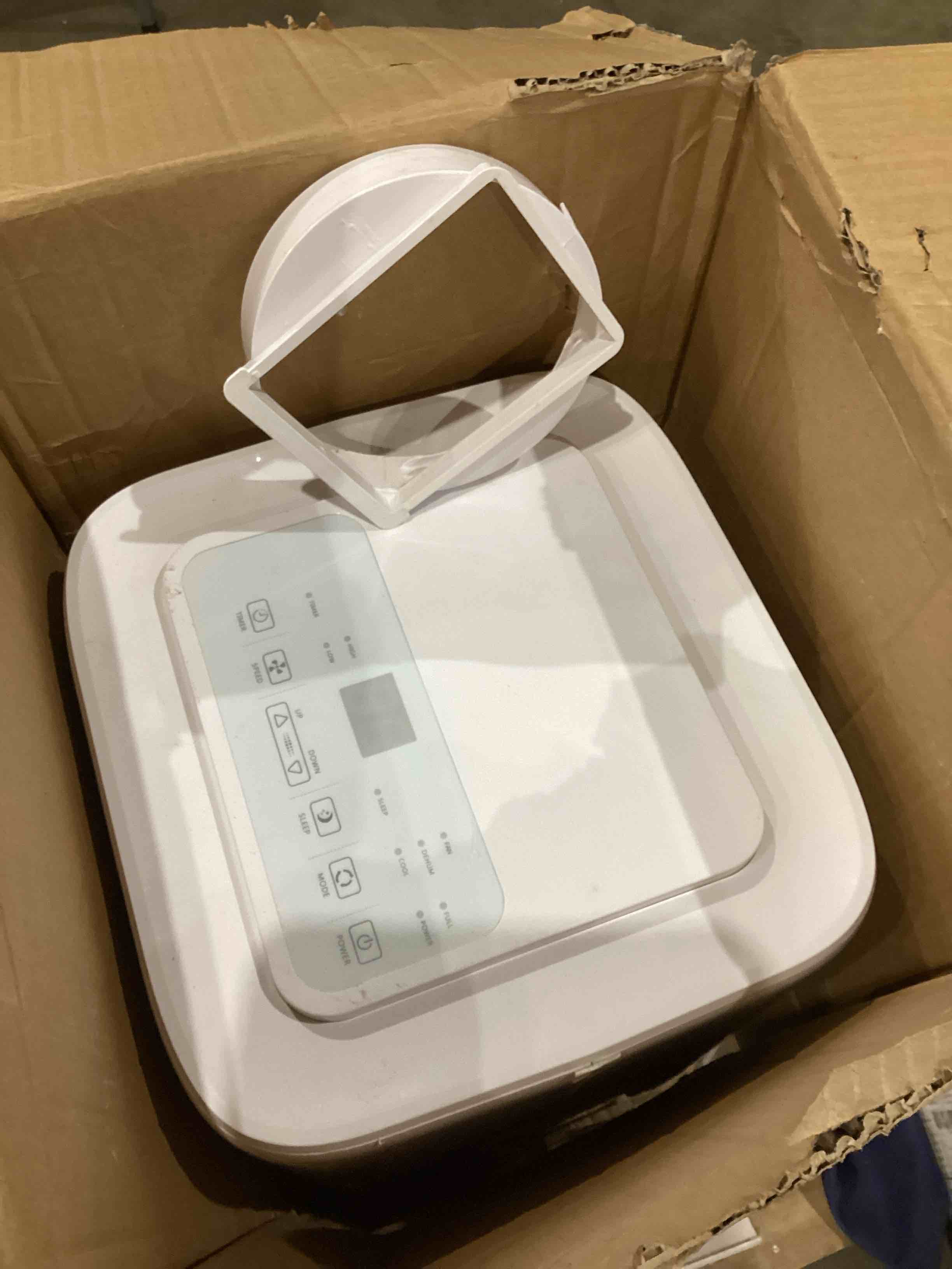 https://s3.amazonaws.com/lotting-images-prod/bidfta/TEA1632170_1747762610146.jpeg