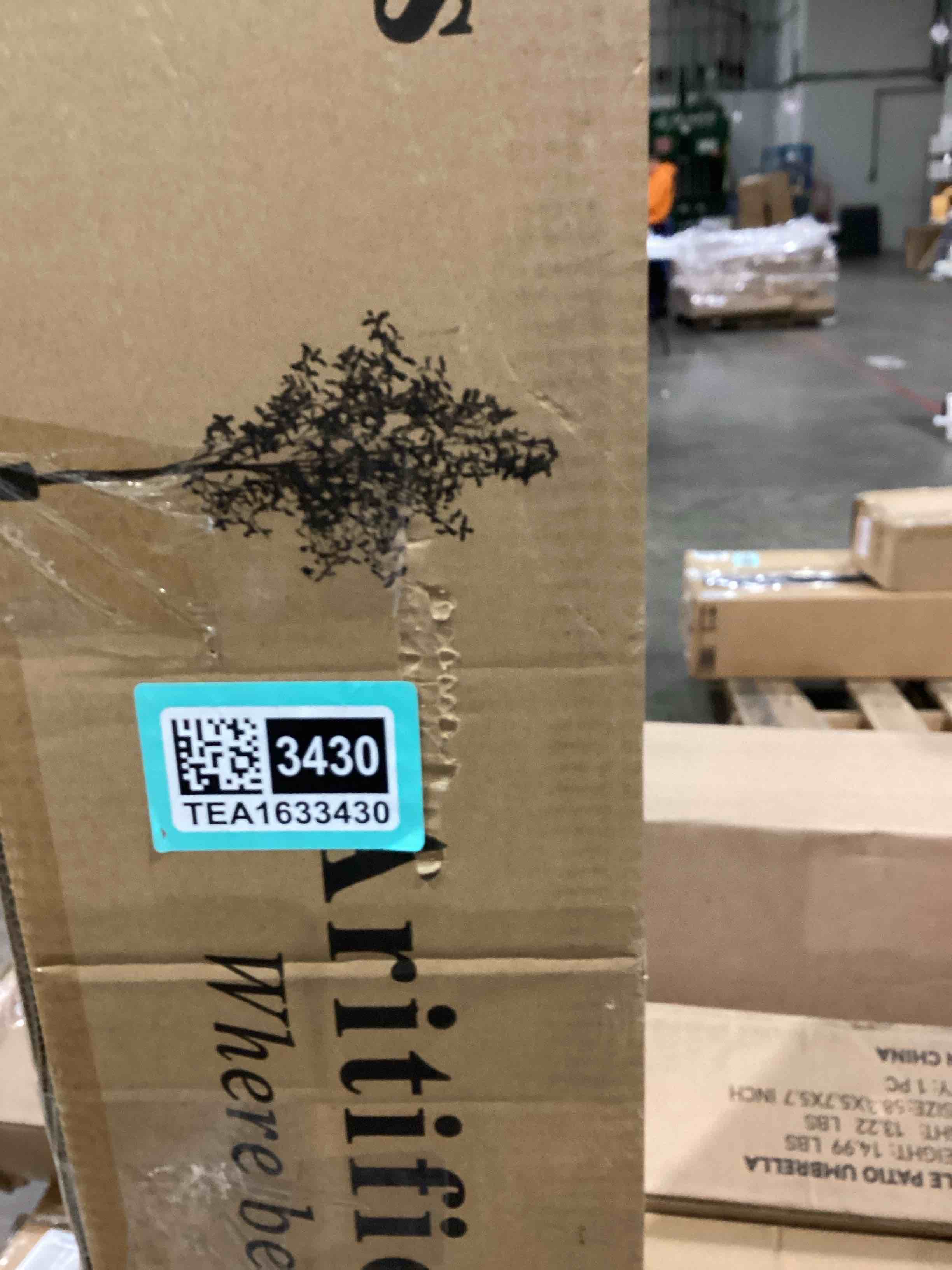 https://s3.amazonaws.com/lotting-images-prod/bidfta/TEA1633418_1747329585338.jpeg