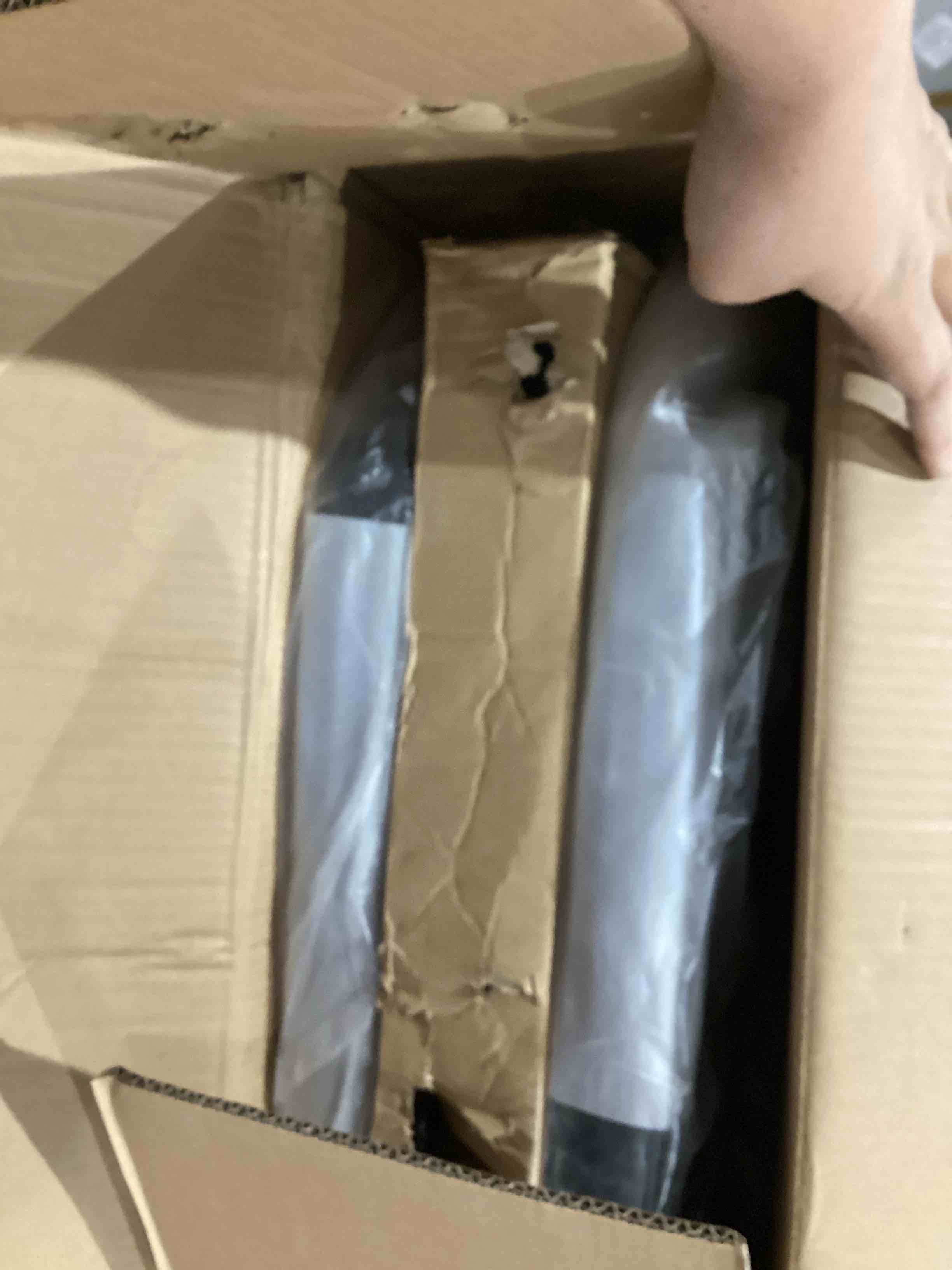 https://s3.amazonaws.com/lotting-images-prod/bidfta/TEA1634186_1747998512659.jpeg