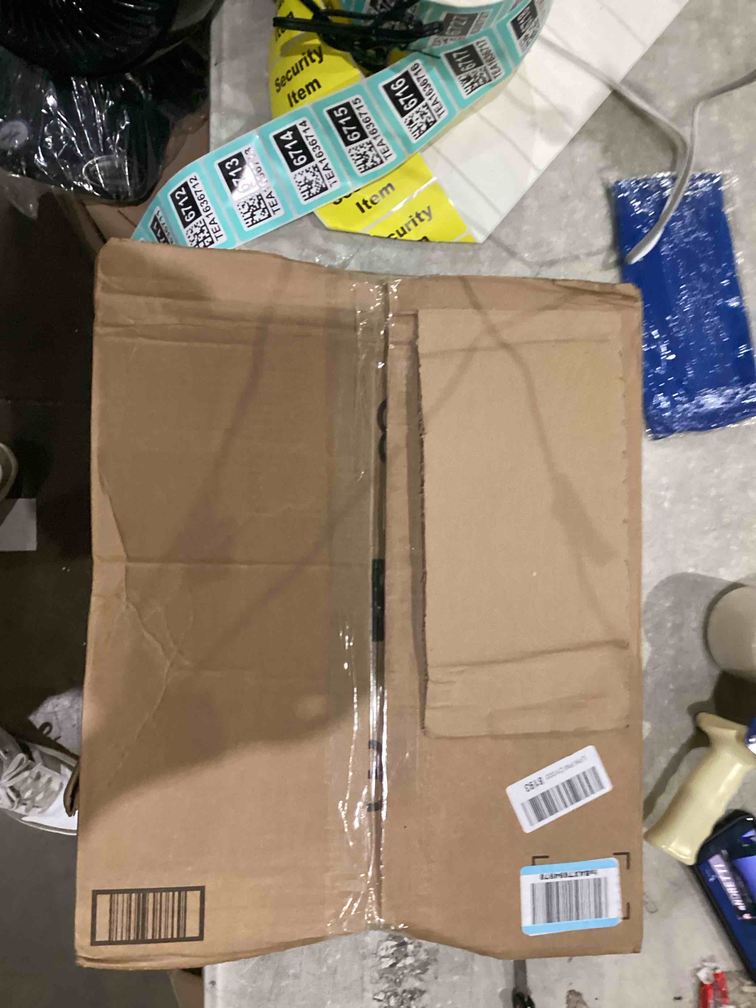 https://s3.amazonaws.com/lotting-images-prod/bidfta/TEA1636710_1750254319292.jpeg