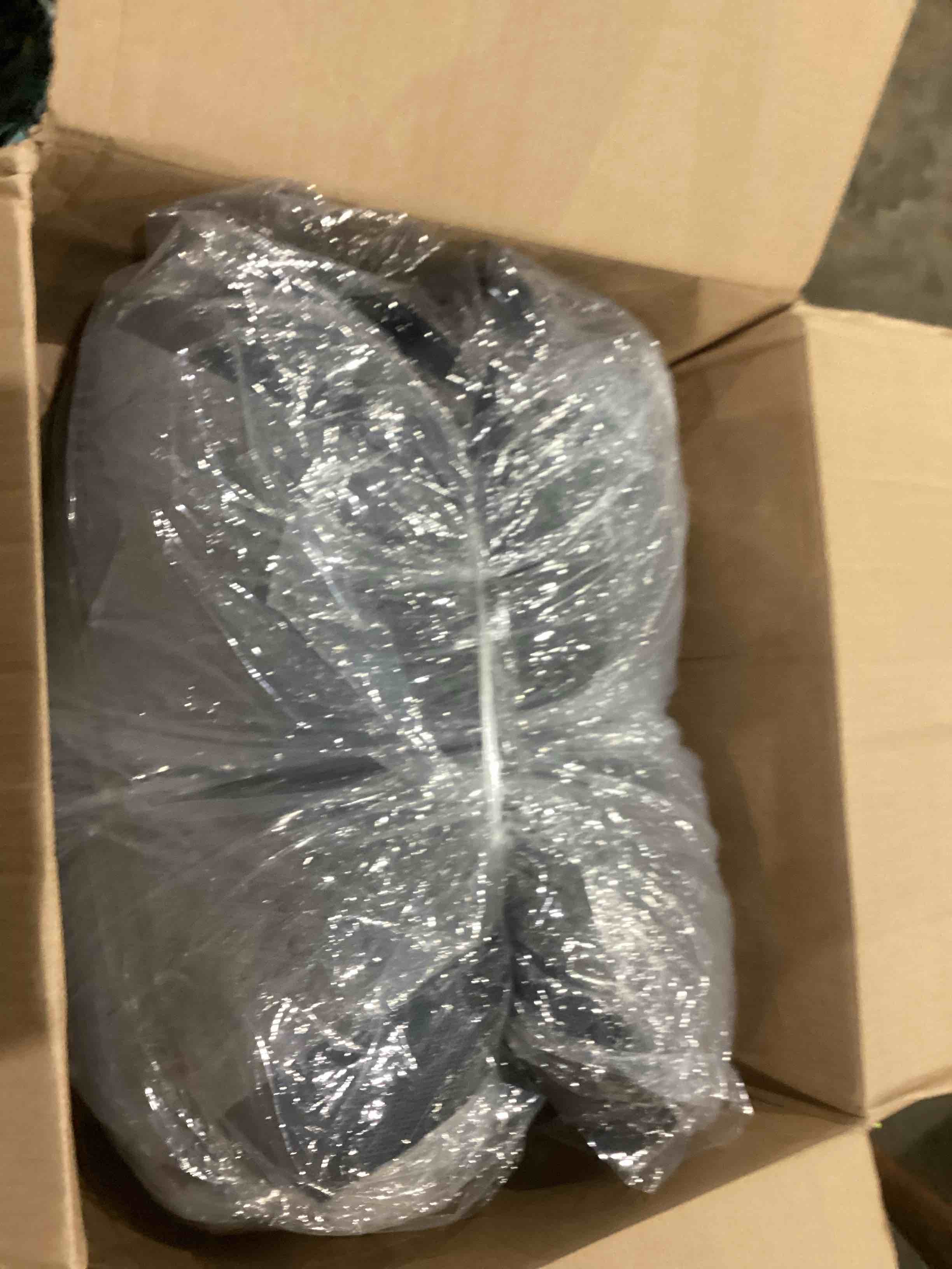 https://s3.amazonaws.com/lotting-images-prod/bidfta/TEA1636788_1750266217964.jpeg
