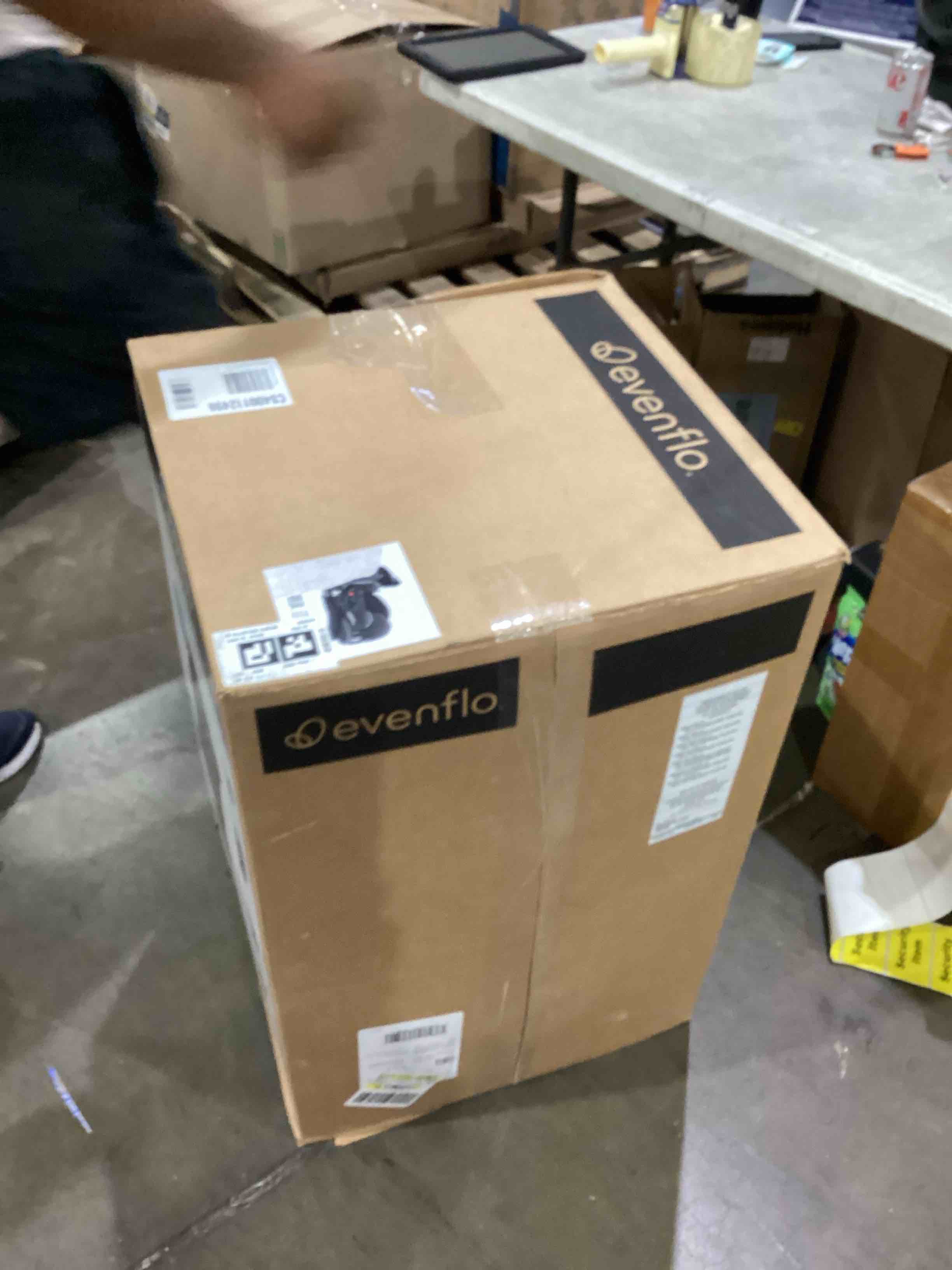 https://s3.amazonaws.com/lotting-images-prod/bidfta/TEA1637440_1750858726894.jpeg