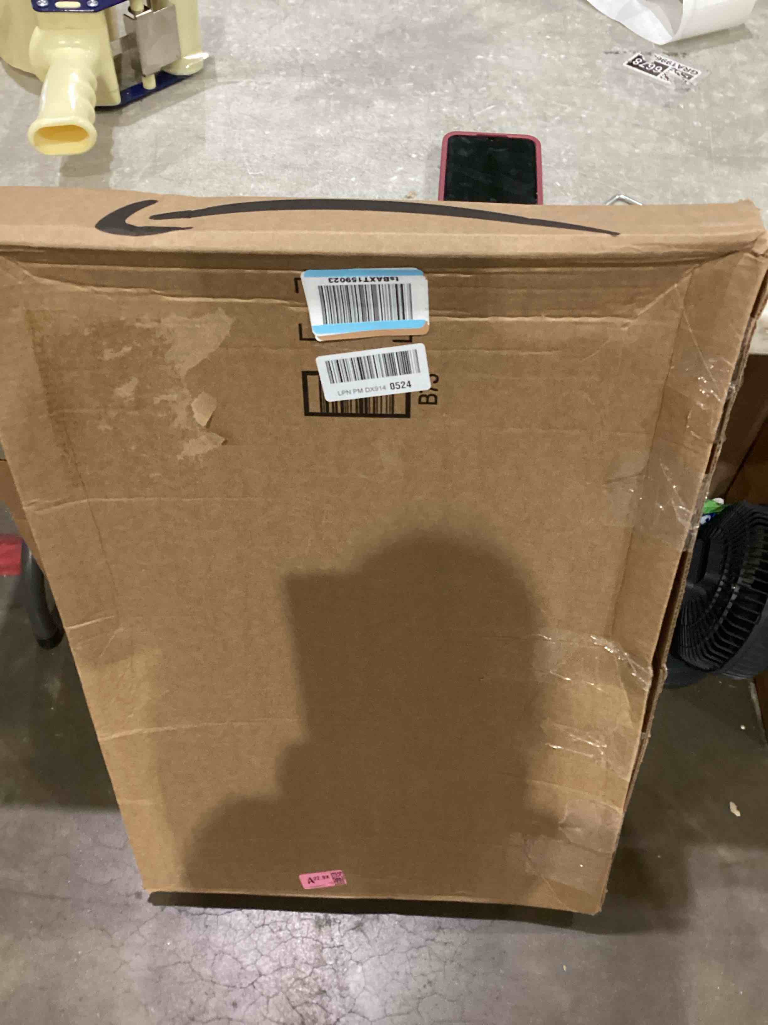 https://s3.amazonaws.com/lotting-images-prod/bidfta/TEA1638009_1751033304664.jpeg