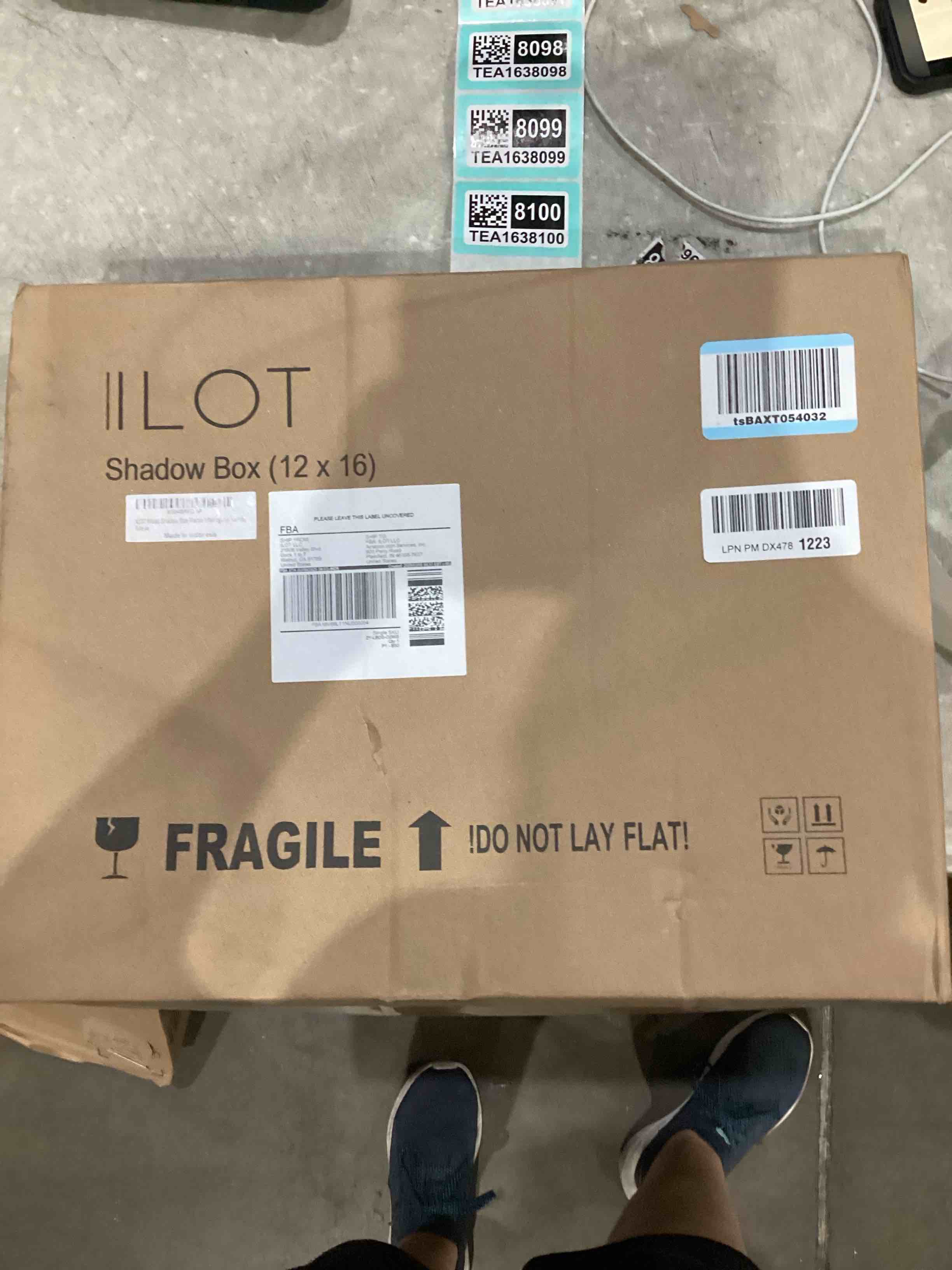 https://s3.amazonaws.com/lotting-images-prod/bidfta/TEA1638112_1751046587102.jpeg