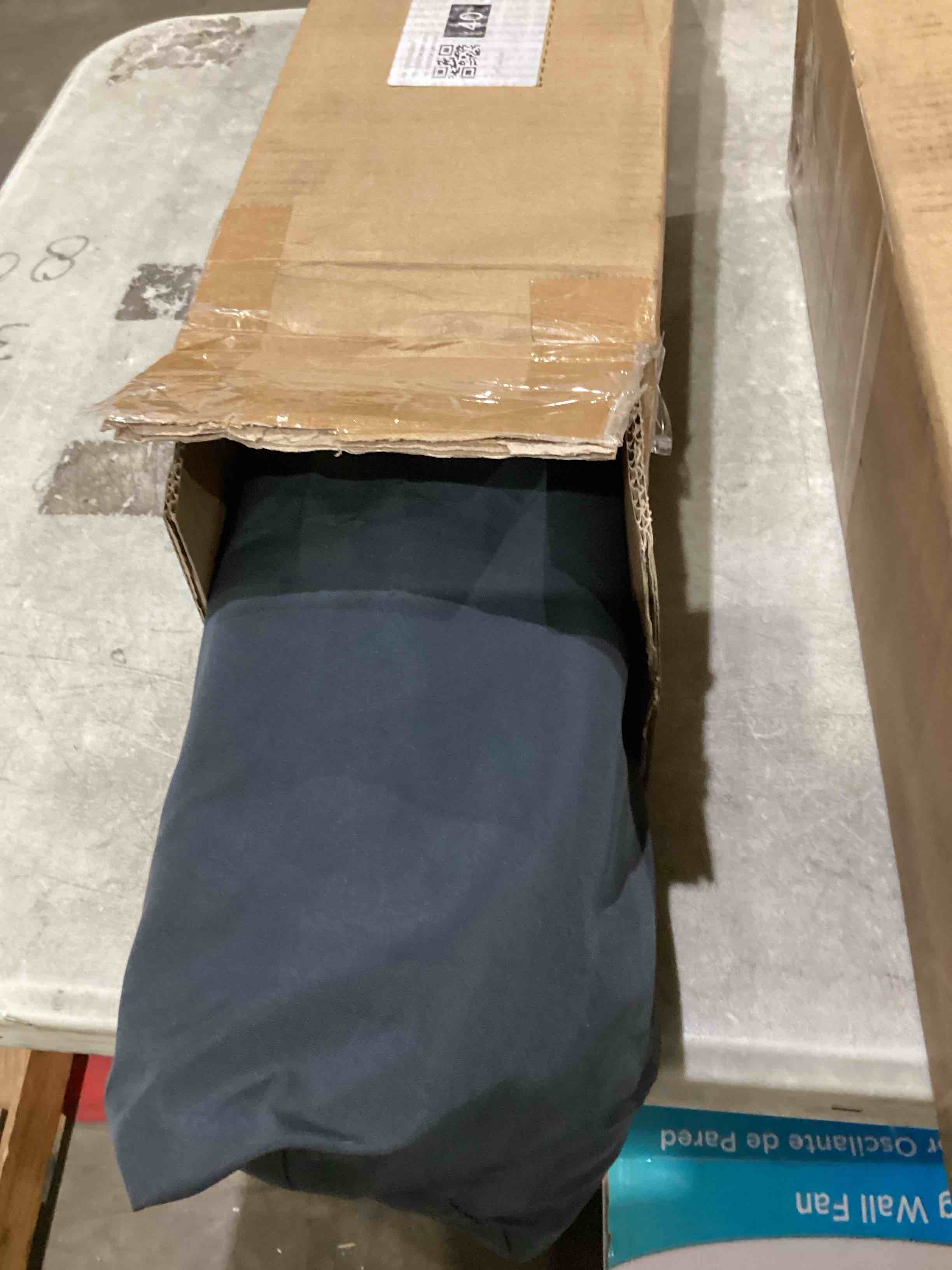 https://s3.amazonaws.com/lotting-images-prod/bidfta/TEA1638202_1751121599366.jpeg