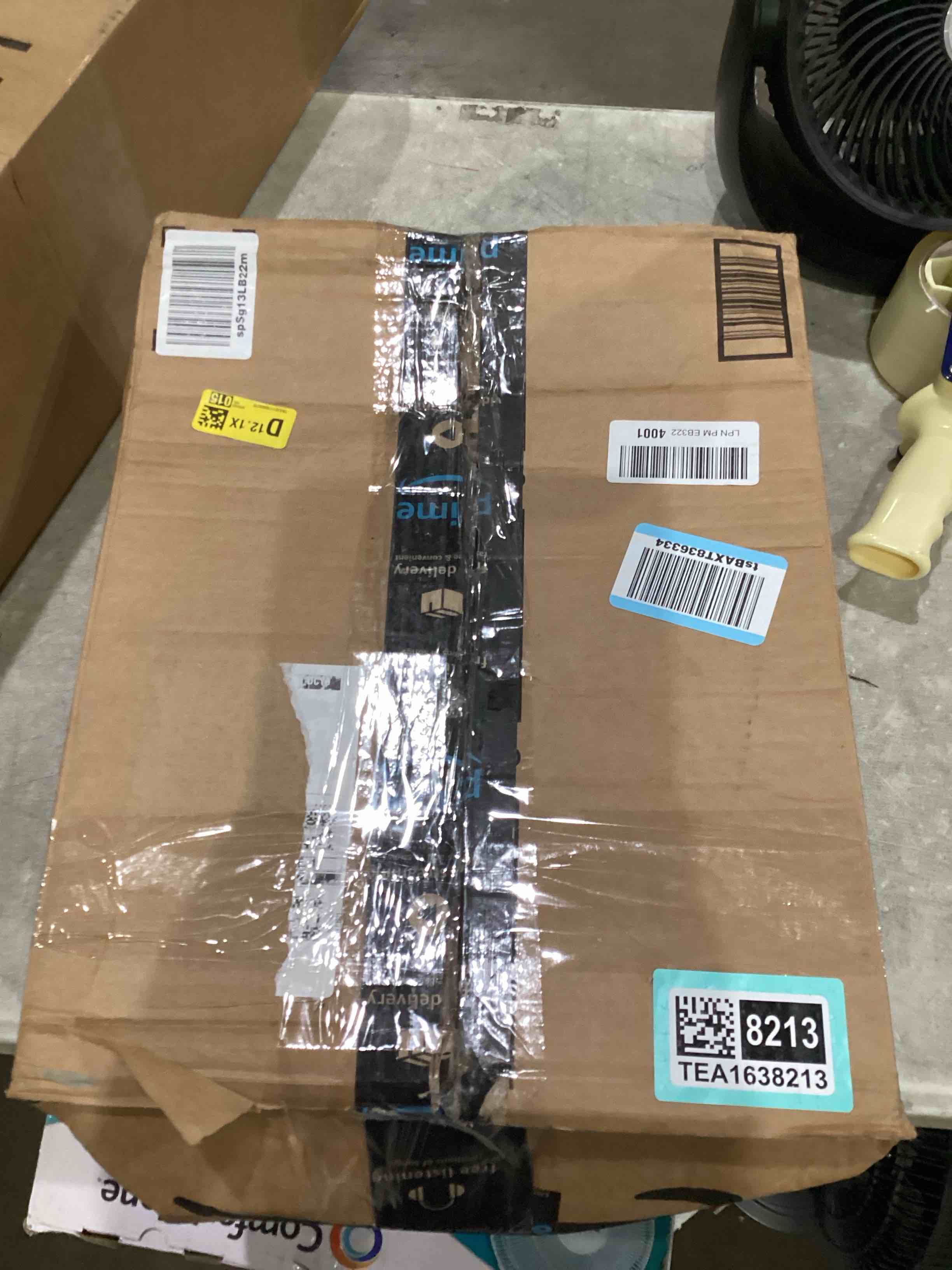 https://s3.amazonaws.com/lotting-images-prod/bidfta/TEA1638213_1751129664129.jpeg